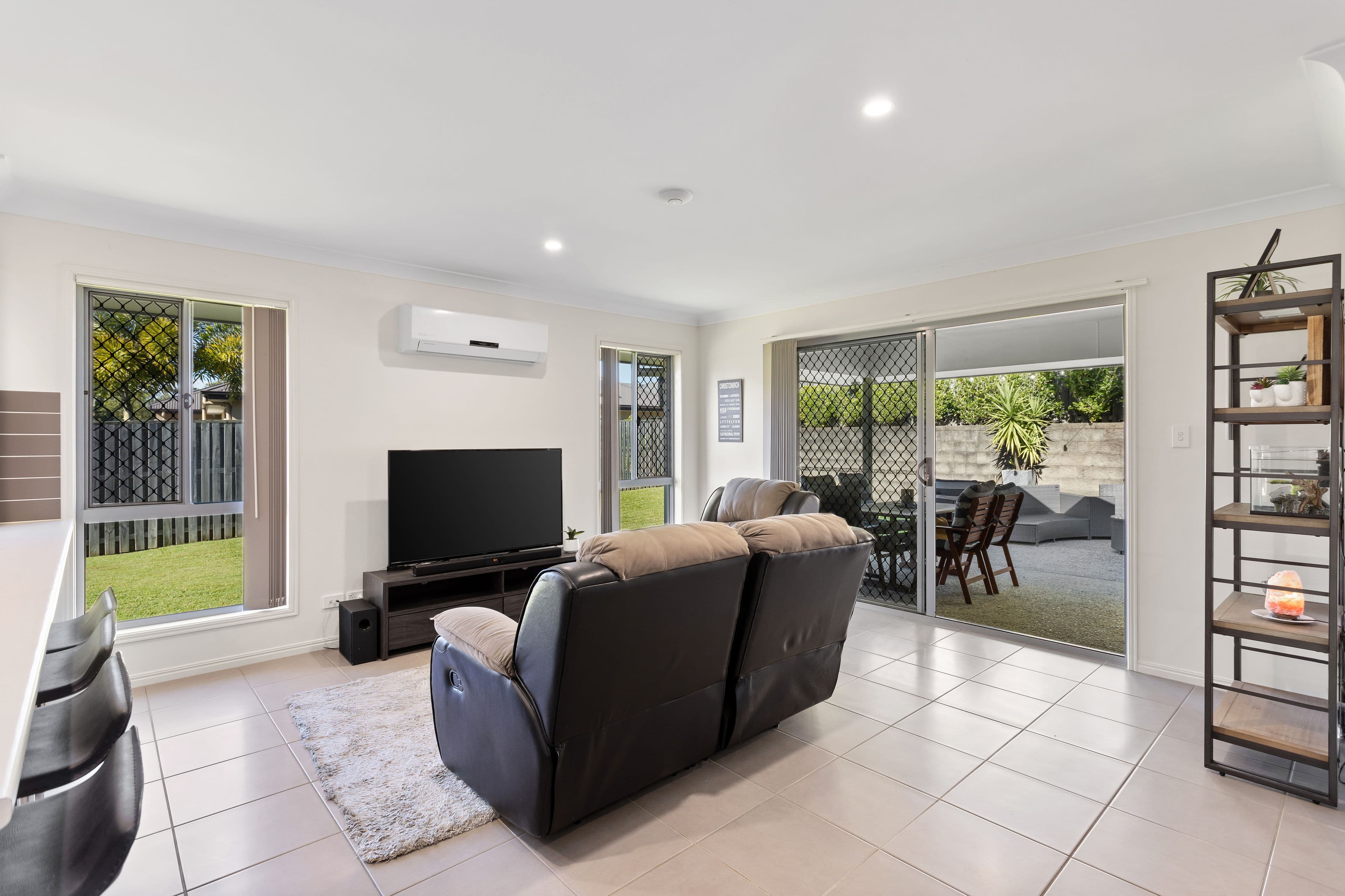 4 Cypress Circuit, Coomera QLD 4209, Coomera - Thumbnail 4
