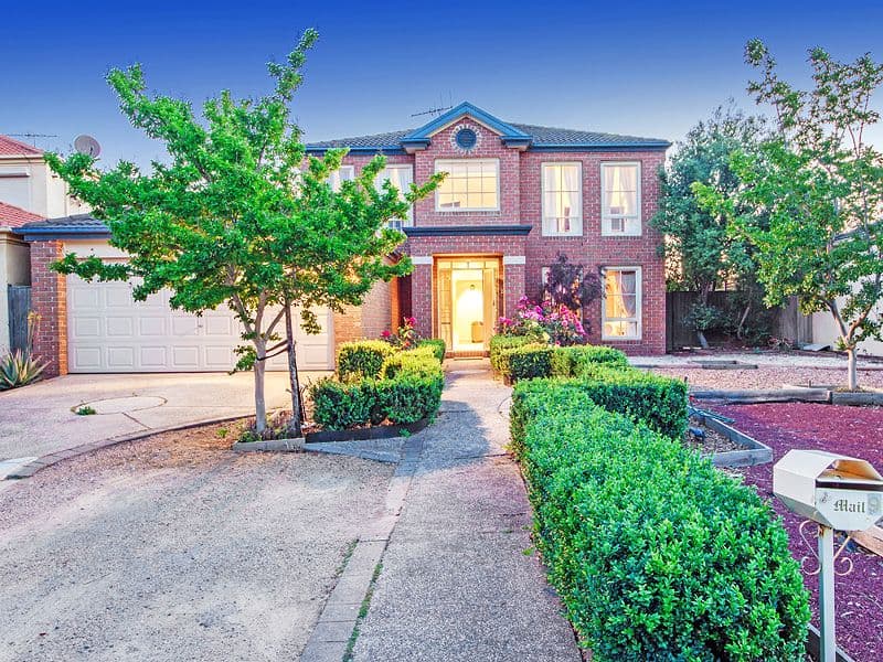 9 Castleton Avenue, TARNEIT VIC 3029, Tarneit - Thumbnail 2