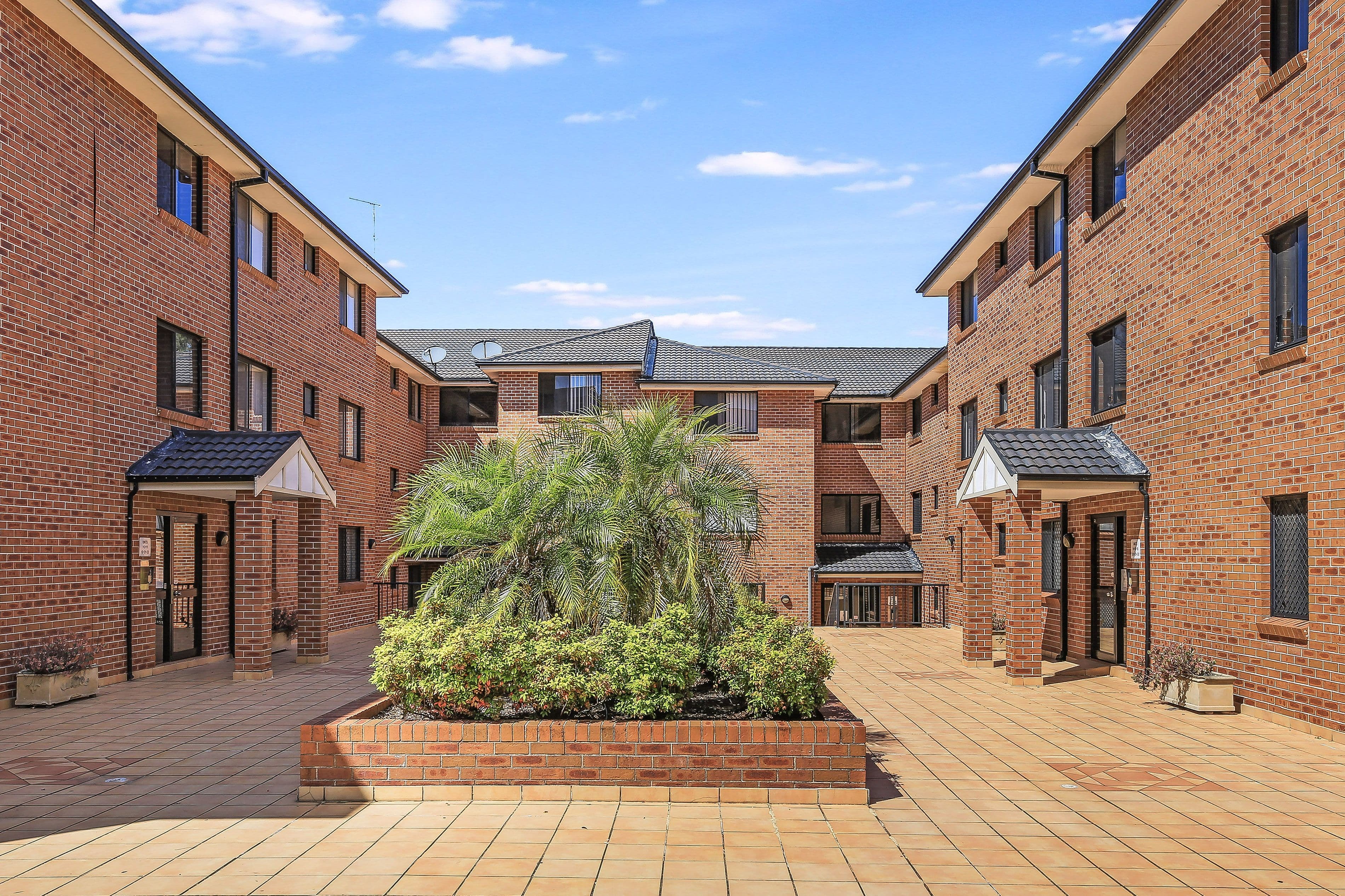 2A Mulla Road, Yagoona NSW 2199, Yagoona - Thumbnail 2