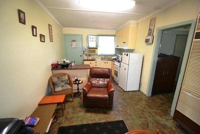 31 High Street, SEYMOUR VIC 3660, Seymour - Thumbnail 2