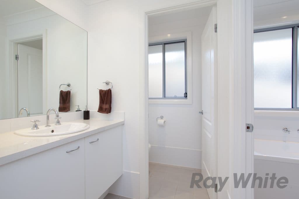 27 Tuckeroo Circuit, ADAMSTOWN NSW 2289, Adamstown - Thumbnail 7