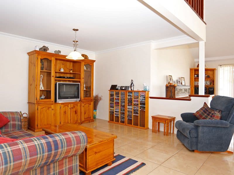 4 Falcone Crescent, SINAGRA WA 6065, Sinagra - Thumbnail 5