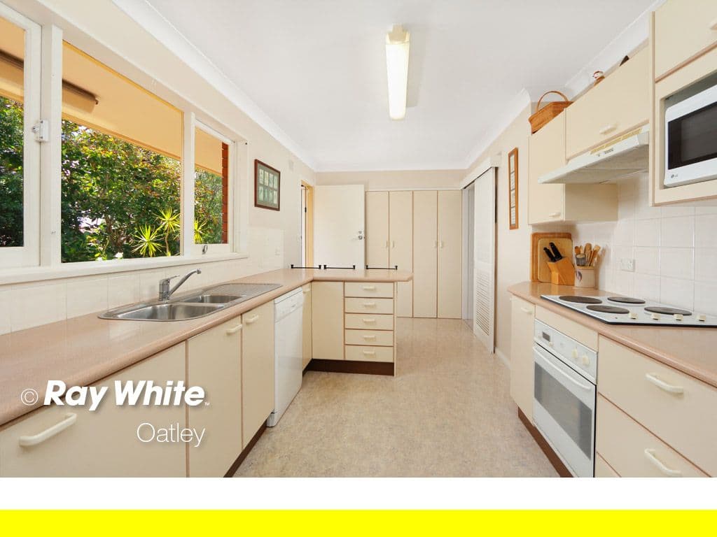 34 Koorabel Street, Lugarno NSW 2210, Lugarno - Thumbnail 3