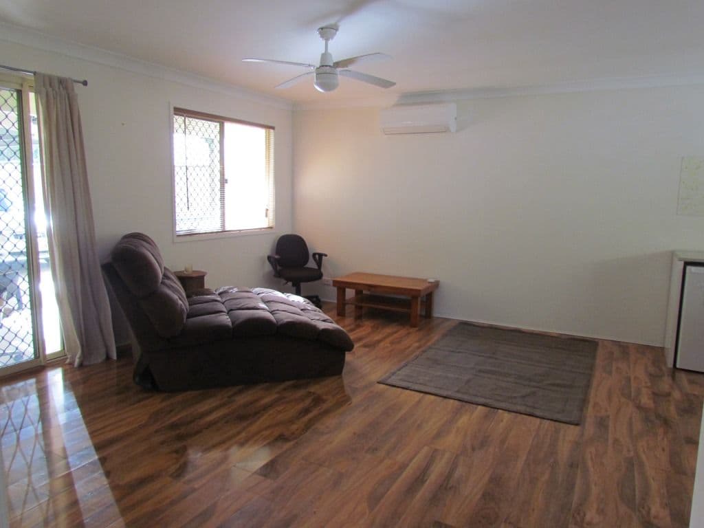 17 Batman Avenue, Shepparton, Shepparton - Thumbnail 4