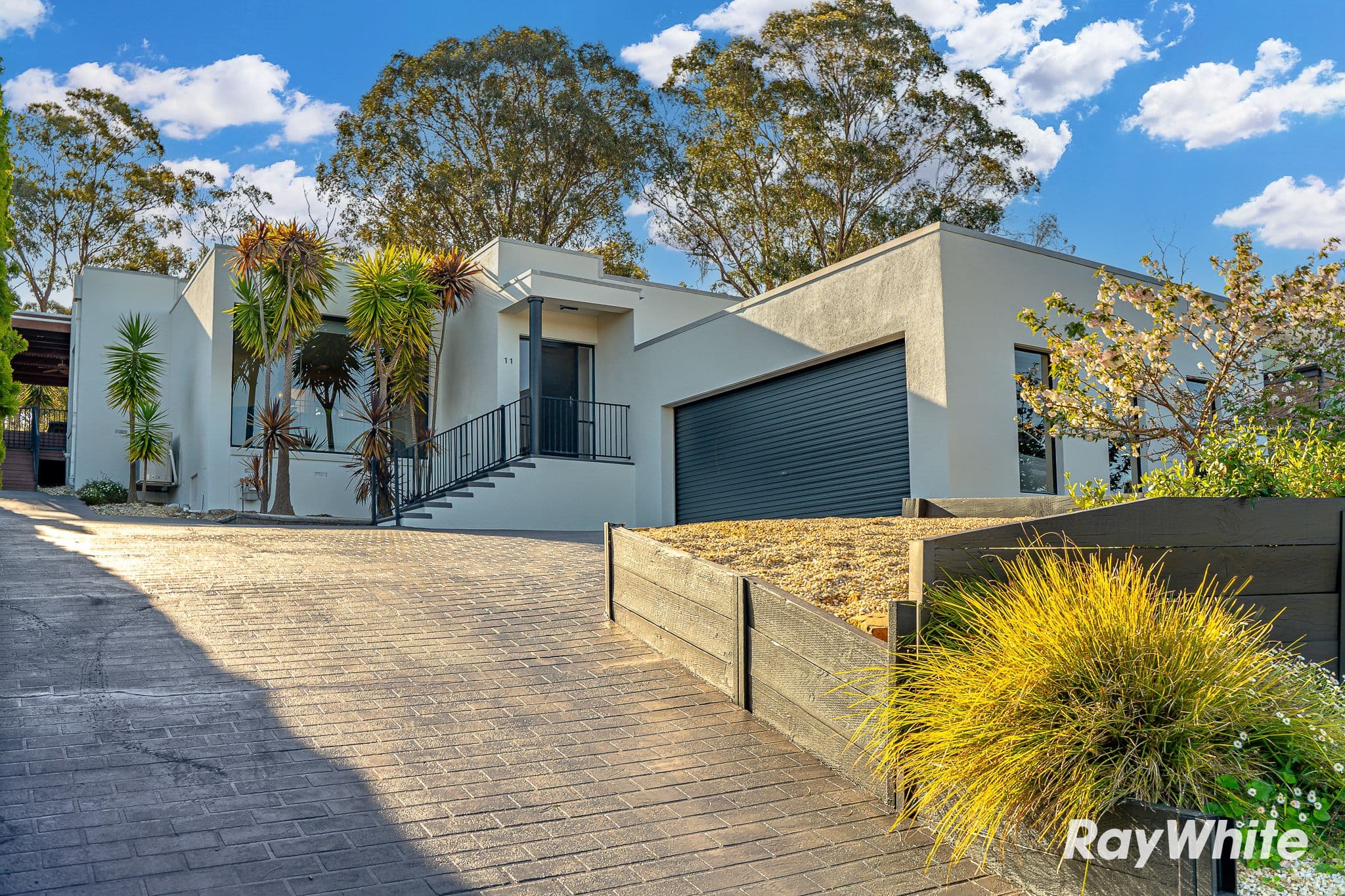 11 Balmoral Drive, Golden Square VIC 3555, Golden Square - Image 1