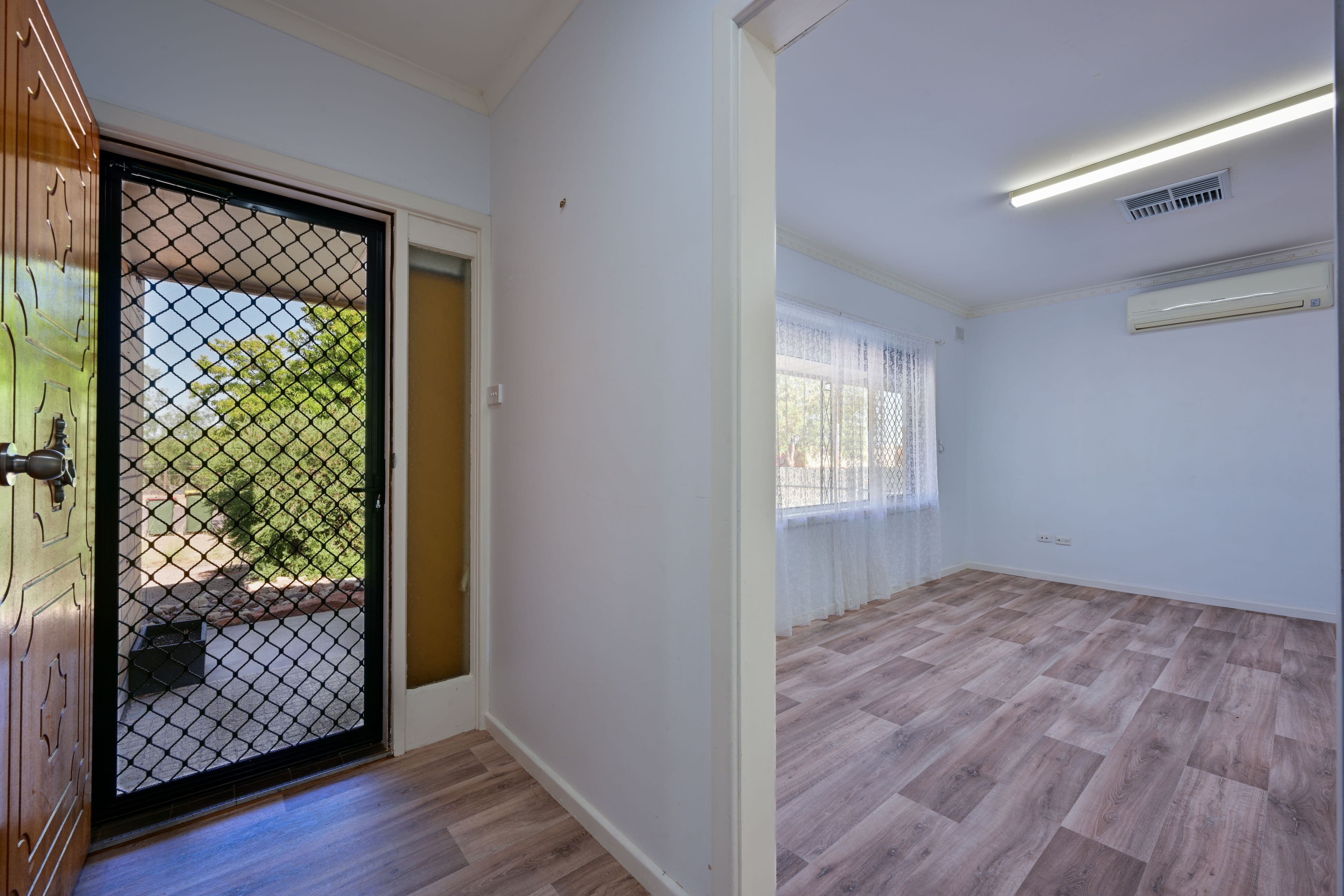 24 Daniel Terrace, Port Augusta SA 5700, Port Augusta - Thumbnail 2