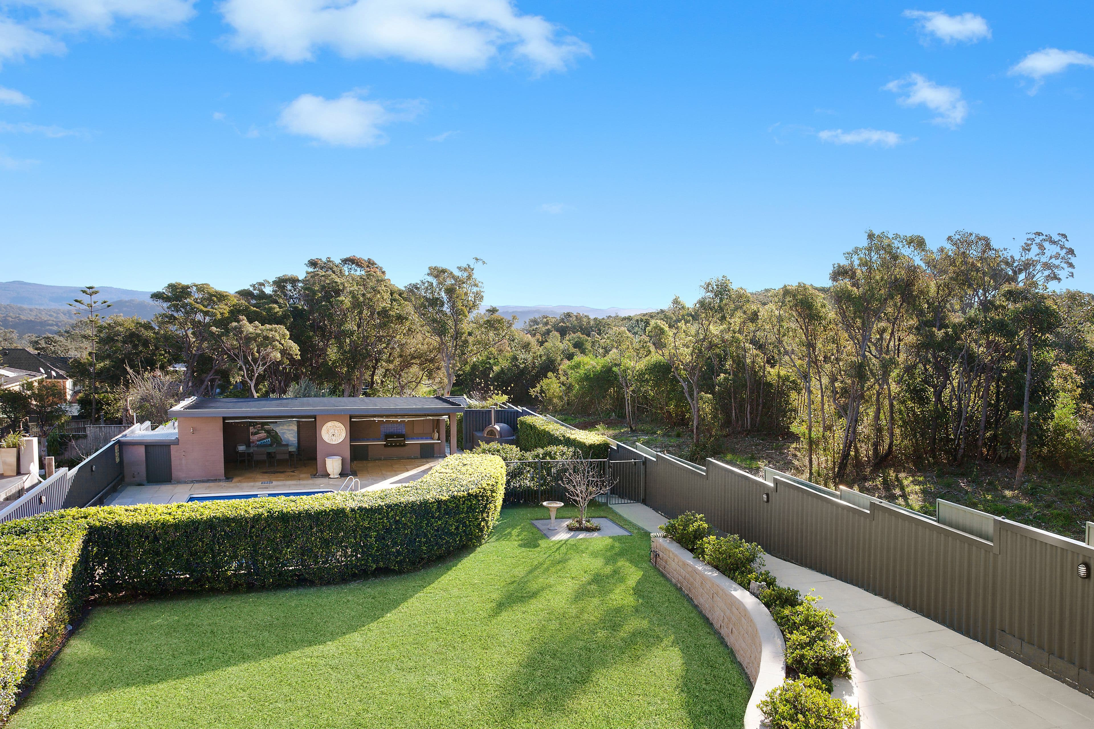 89 The Scenic Road, Killcare Heights - Thumbnail 2
