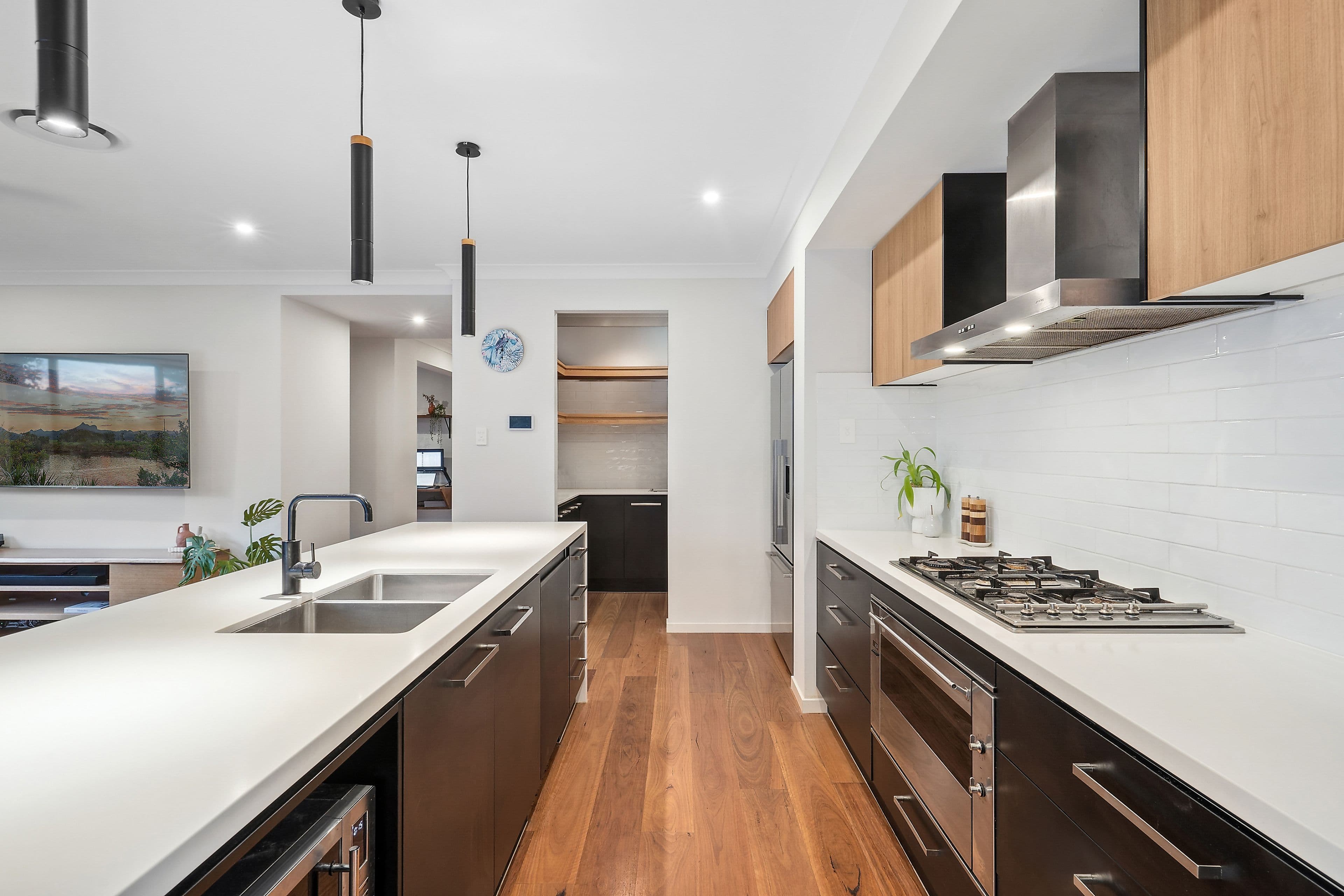 18 Windsor Drive, Upper Kedron QLD 4055, Upper Kedron - Thumbnail 3