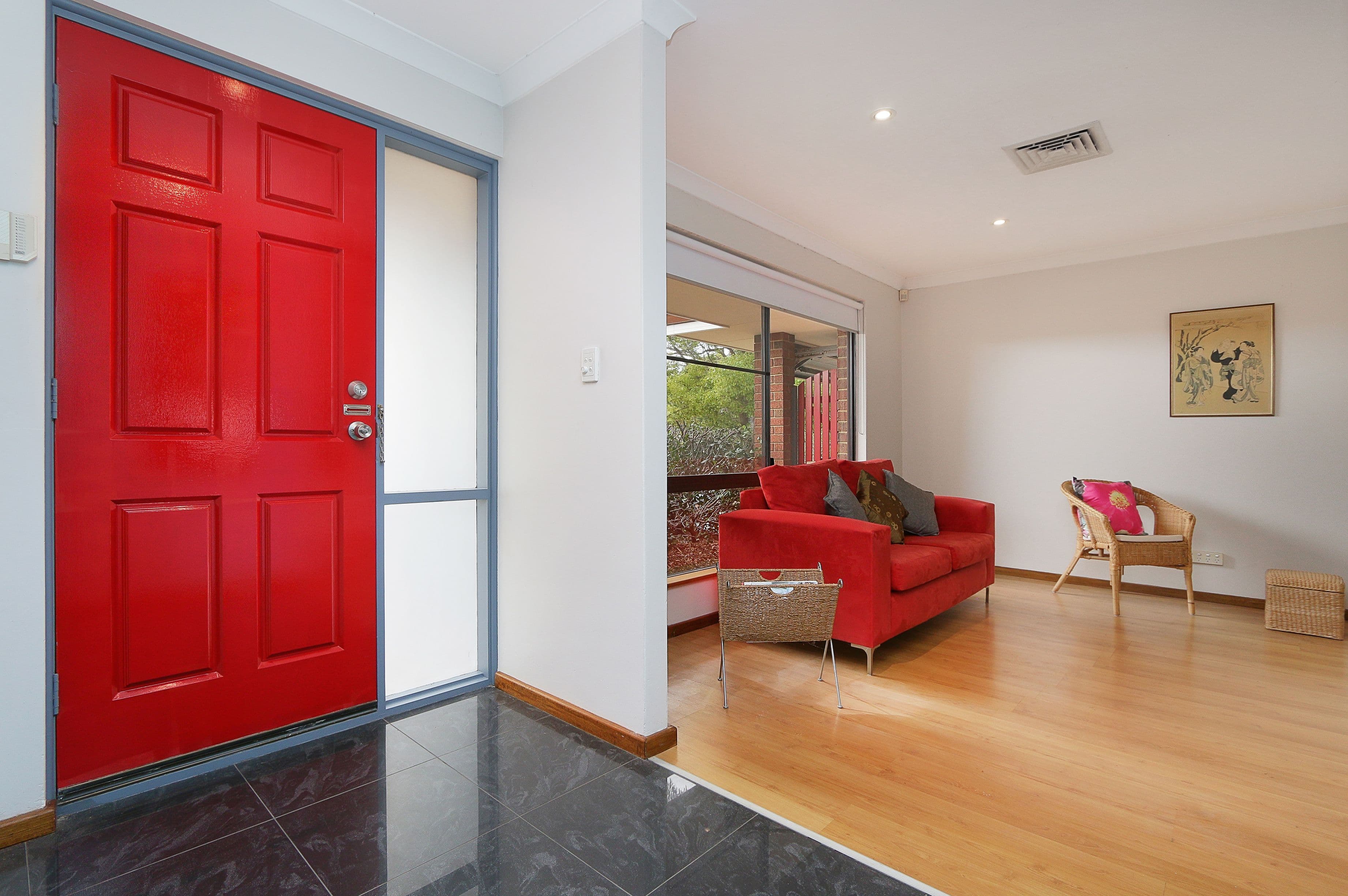 4 Fairmount Close, Bibra Lake WA 6163, Bibra Lake - Thumbnail 2