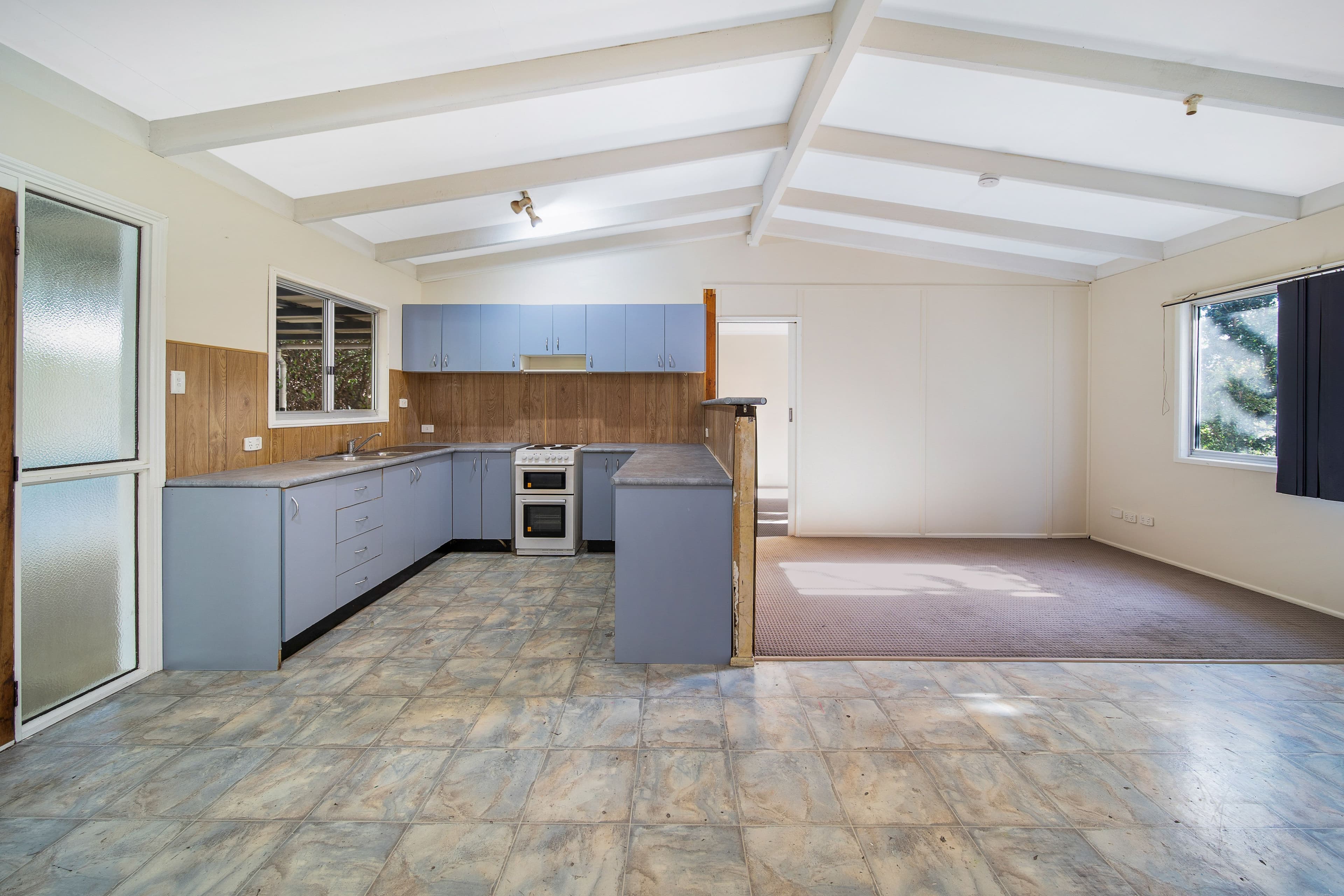 10 Blackbutt Street, Crestmead QLD 4132, Crestmead - Thumbnail 2