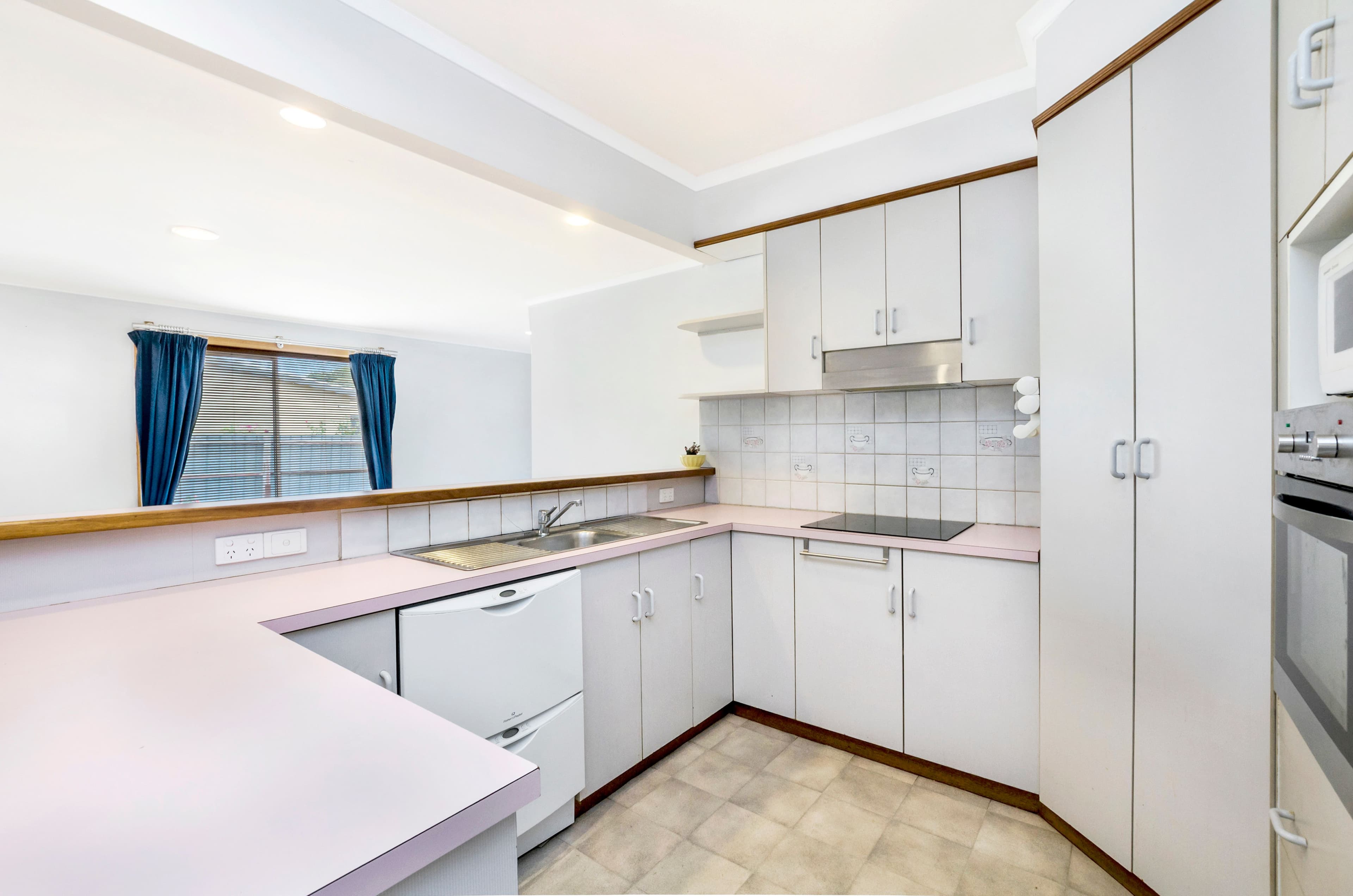 6 Patterson Avenue, Hamilton VIC 3300, Hamilton - Thumbnail 3