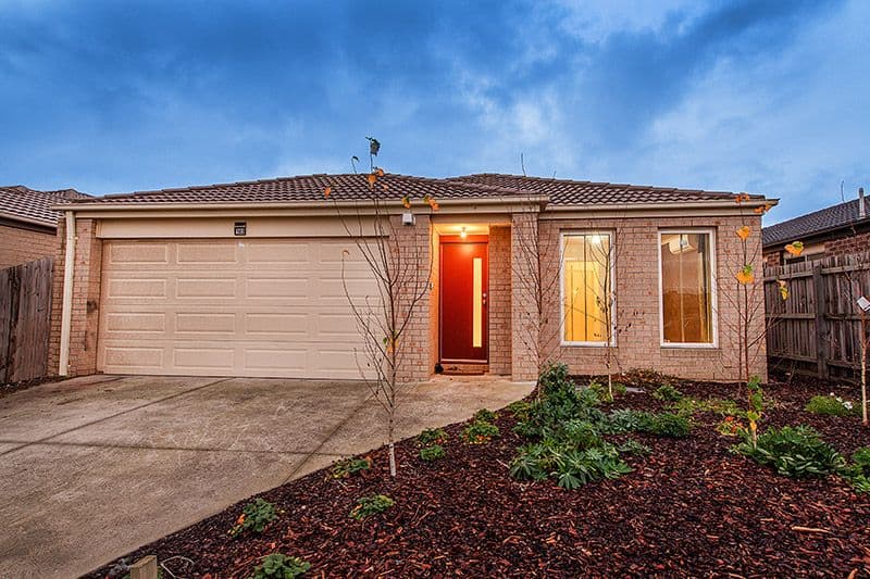 103 Fairhaven Boulevard, Cranbourne West VIC 3977, Cranbourne West - Thumbnail 2