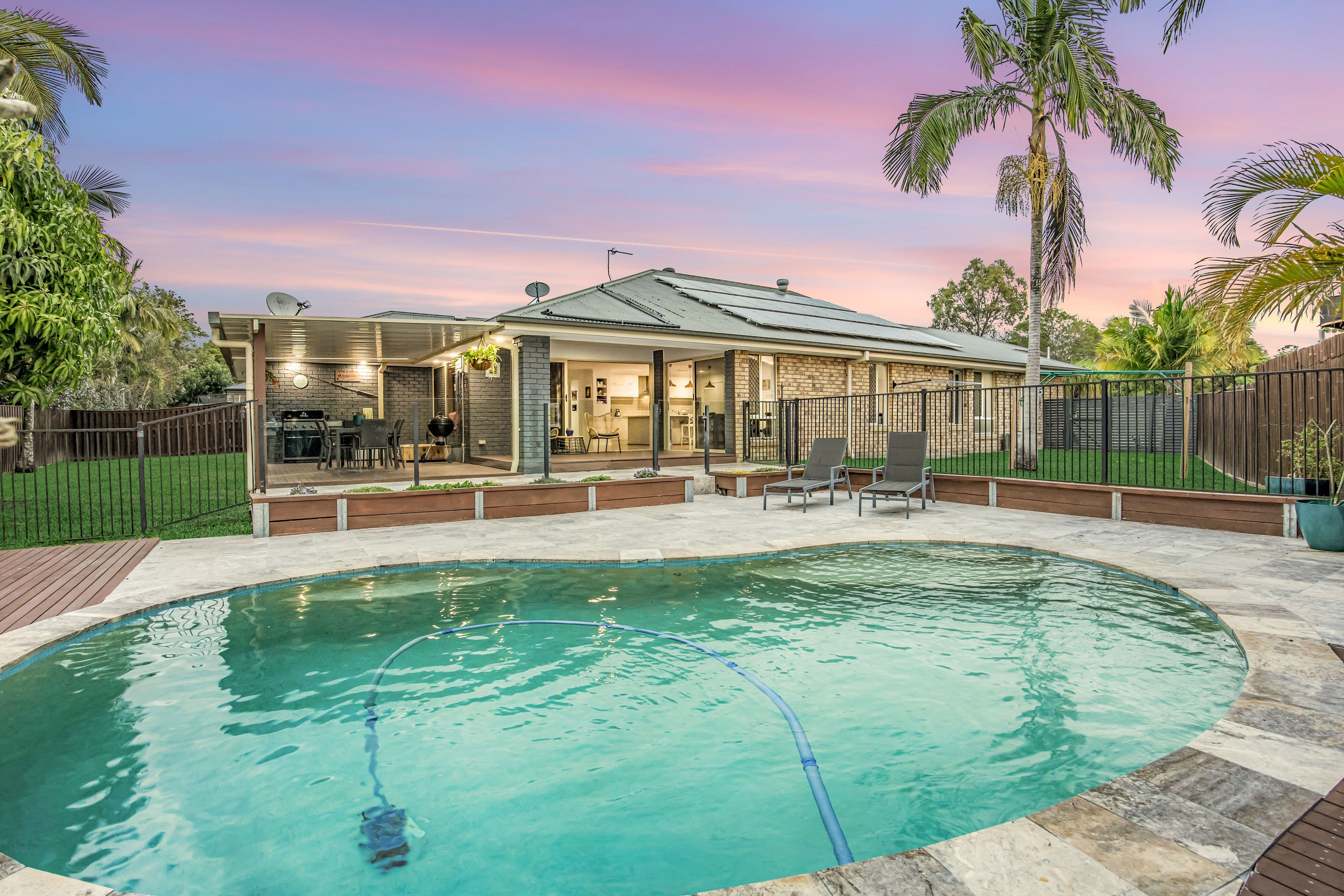 5 Tomah Street, Pacific Pines QLD 4211, Pacific Pines - Image 1