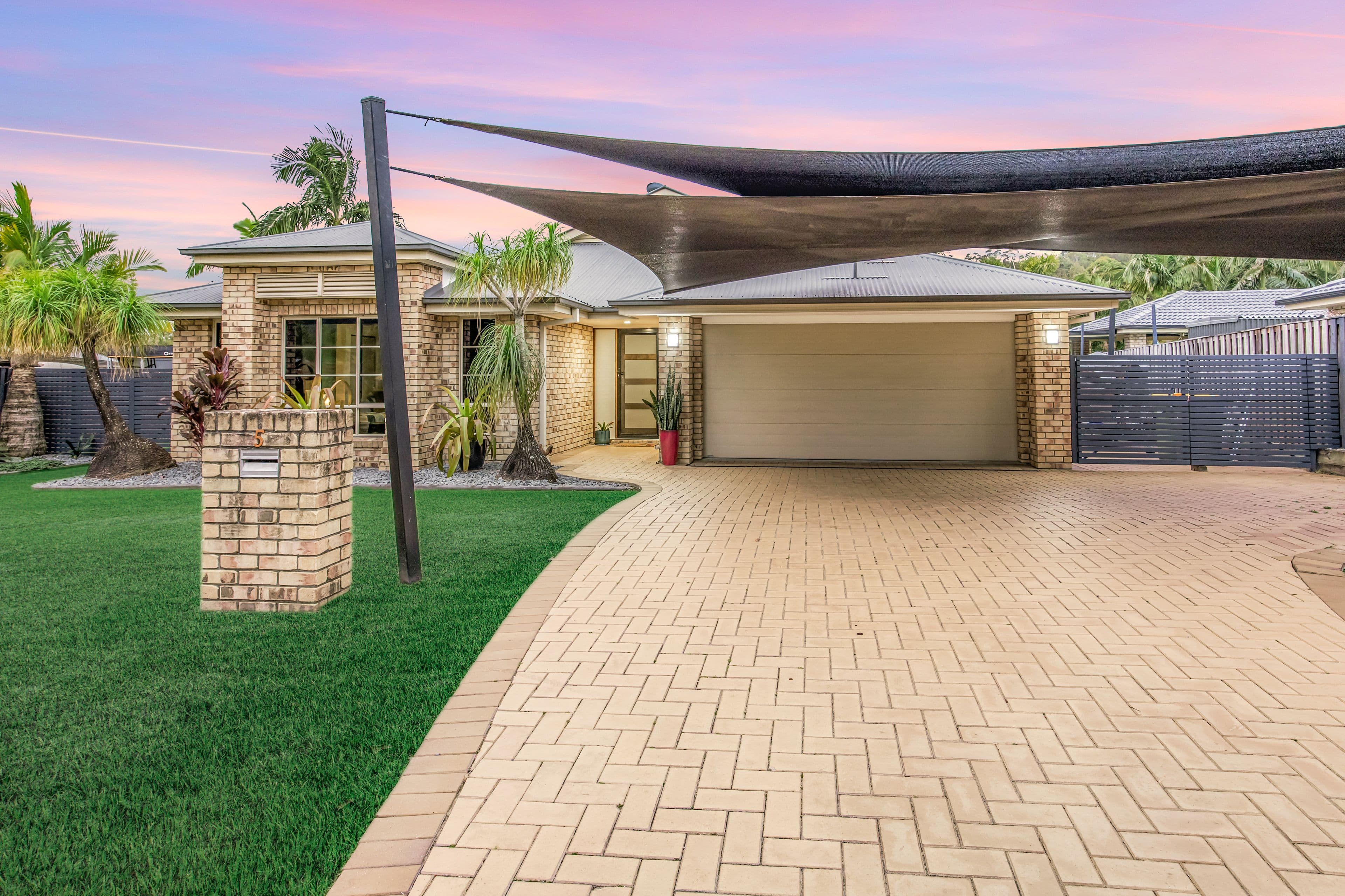 5 Tomah Street, Pacific Pines QLD 4211, Pacific Pines - Thumbnail 3