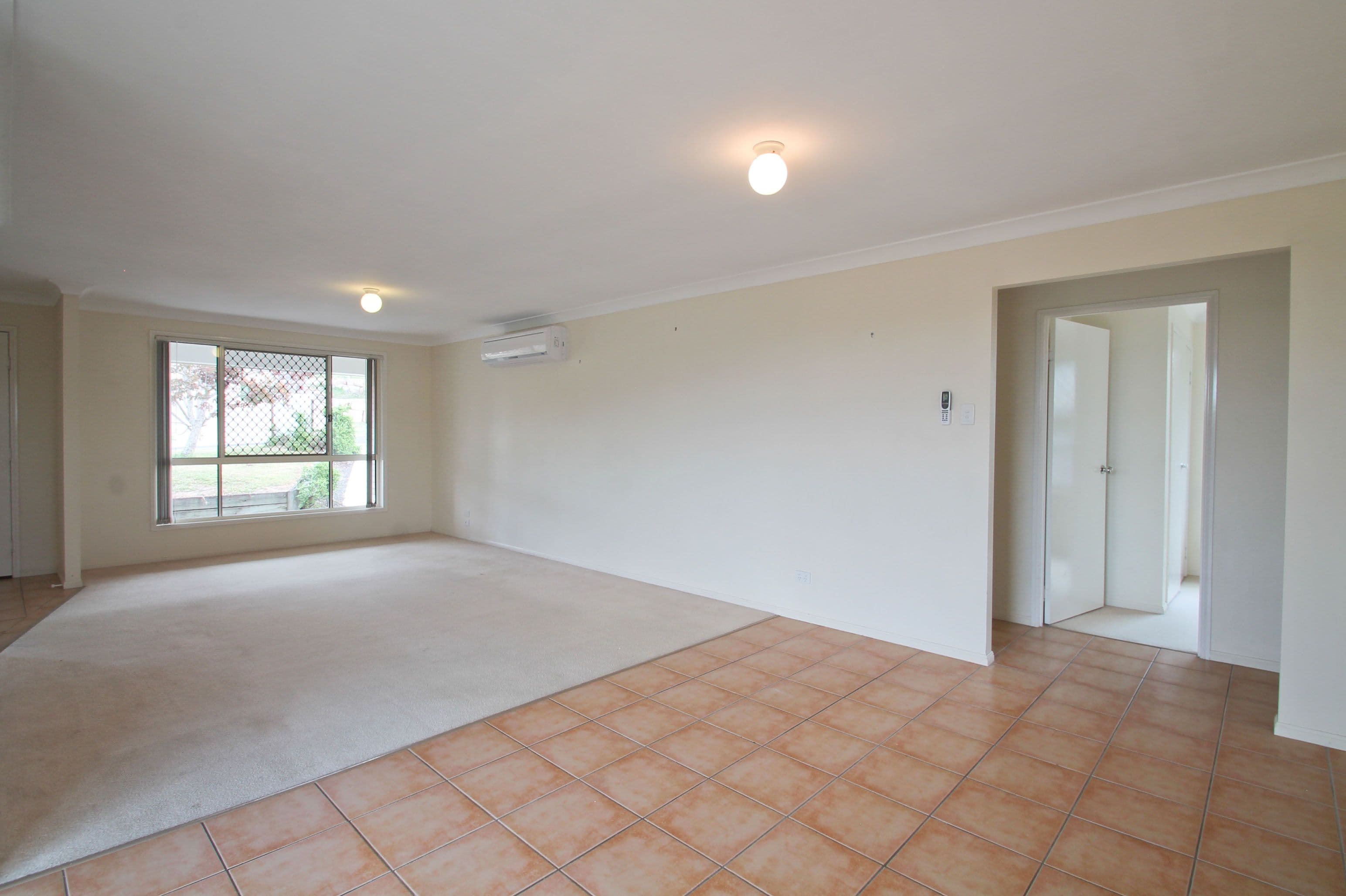 30 Skinner Crescent, SILKSTONE QLD 4304, Silkstone - Thumbnail 2