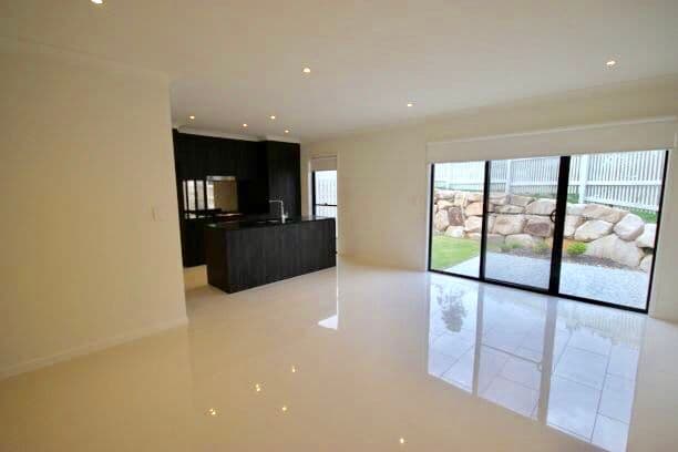 14 Norris Street, Pacific Pines QLD 4211, Pacific Pines - Thumbnail 2