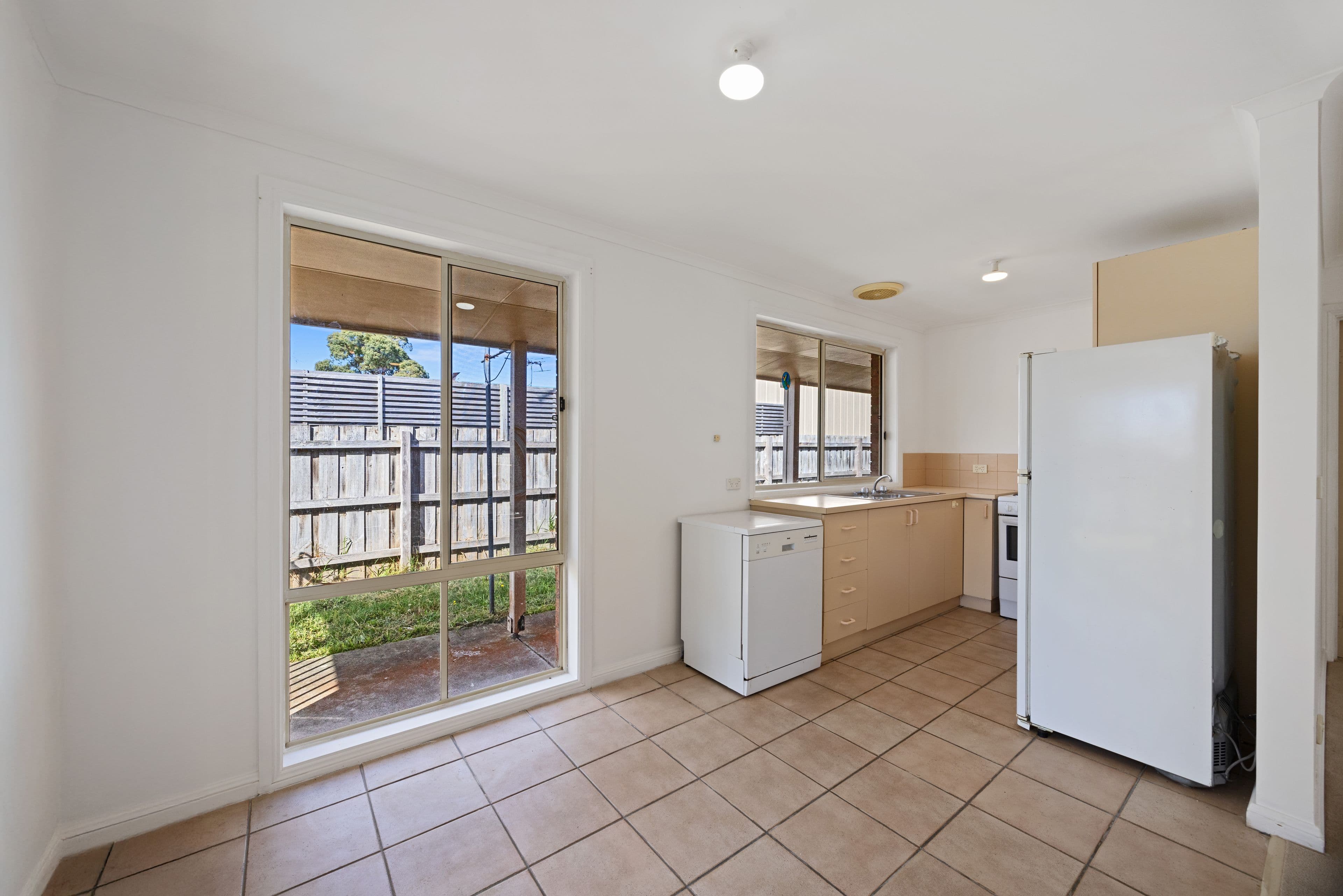 10 Youll Grove, Inverloch VIC 3996, Inverloch - Thumbnail 6