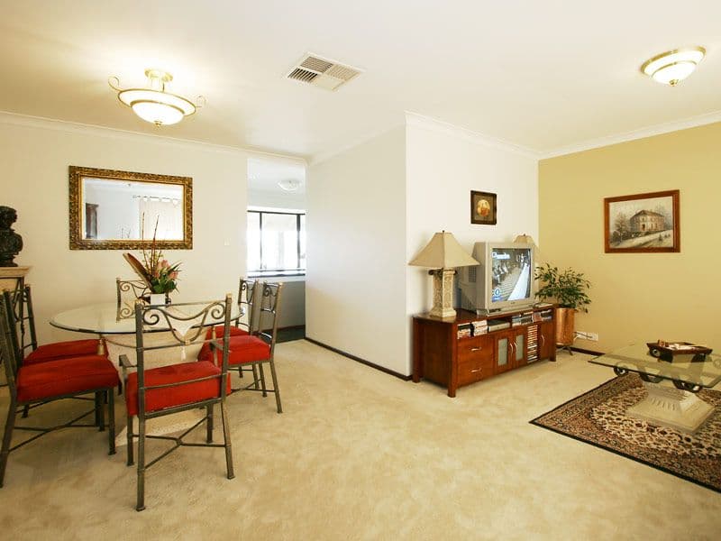 12 Sewell Court, LEEMING WA 6149, Leeming - Thumbnail 4