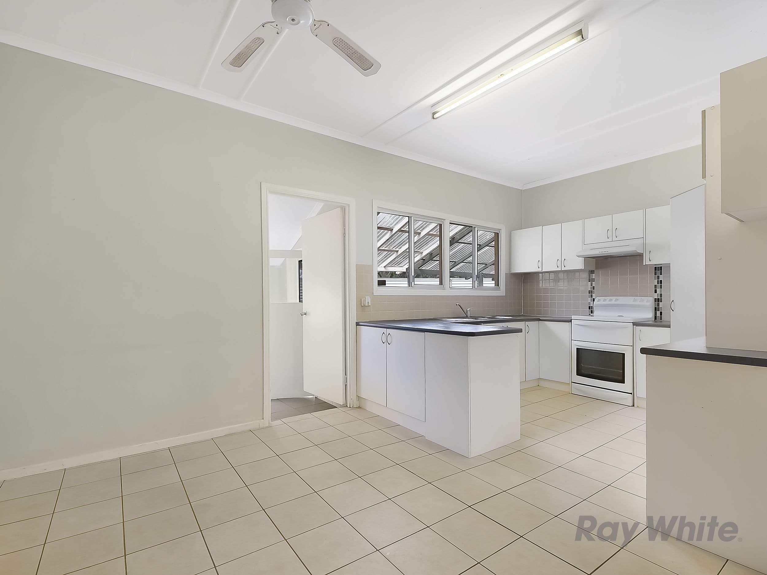 19 Grand Street, Bald Hills QLD 4036, Bald Hills - Thumbnail 4