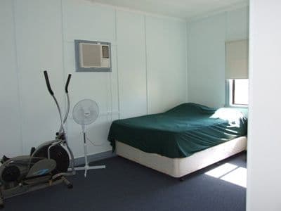 130 Thistle Street, BLACKALL QLD 4472, Blackall - Thumbnail 5