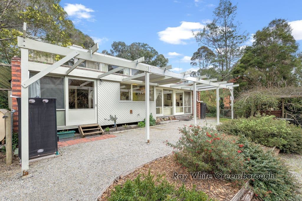 19 Palpera Terrace, Greensborough VIC 3088, Greensborough - Thumbnail 4