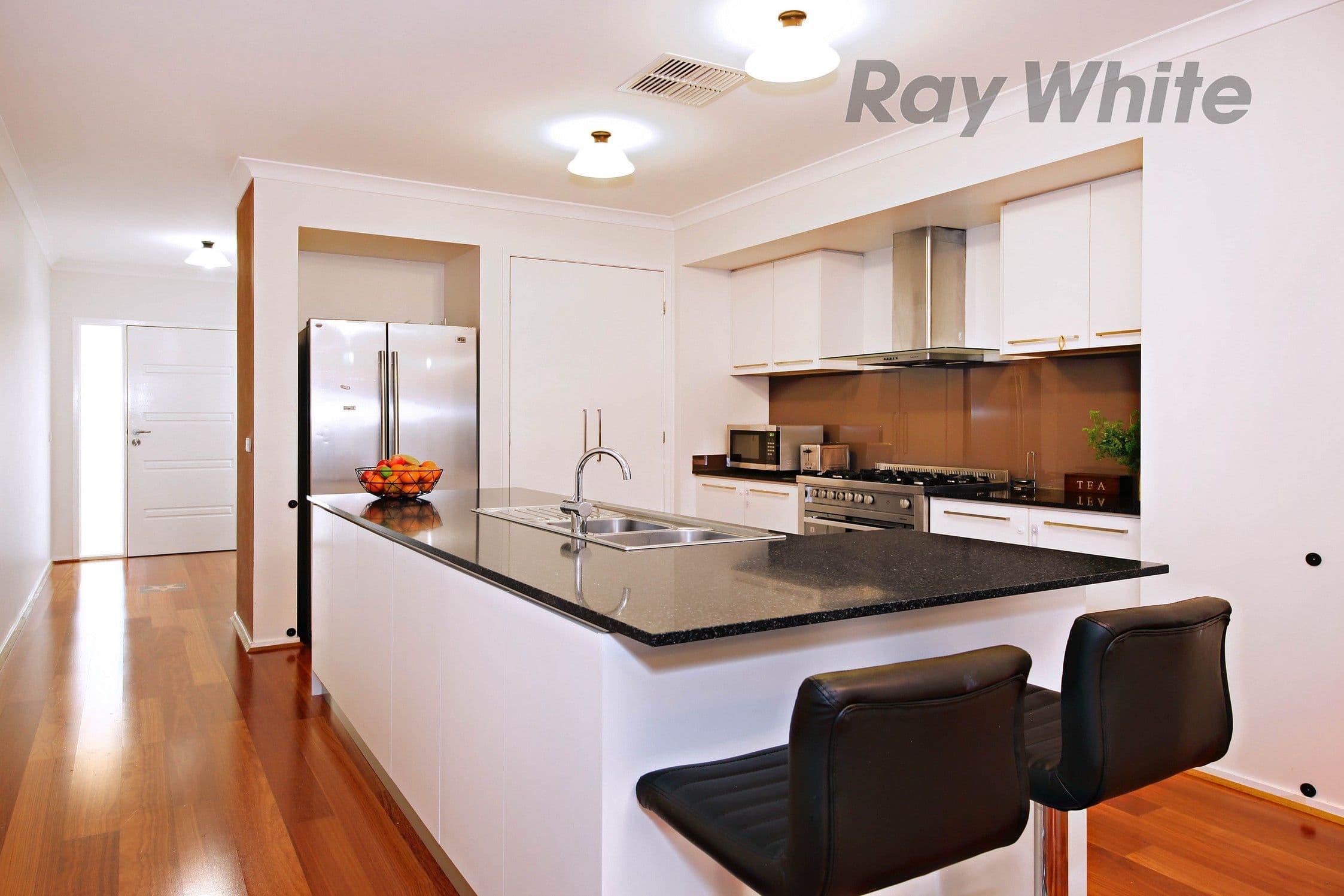 9 Staten Way, Point Cook VIC 3030, Point Cook - Thumbnail 5