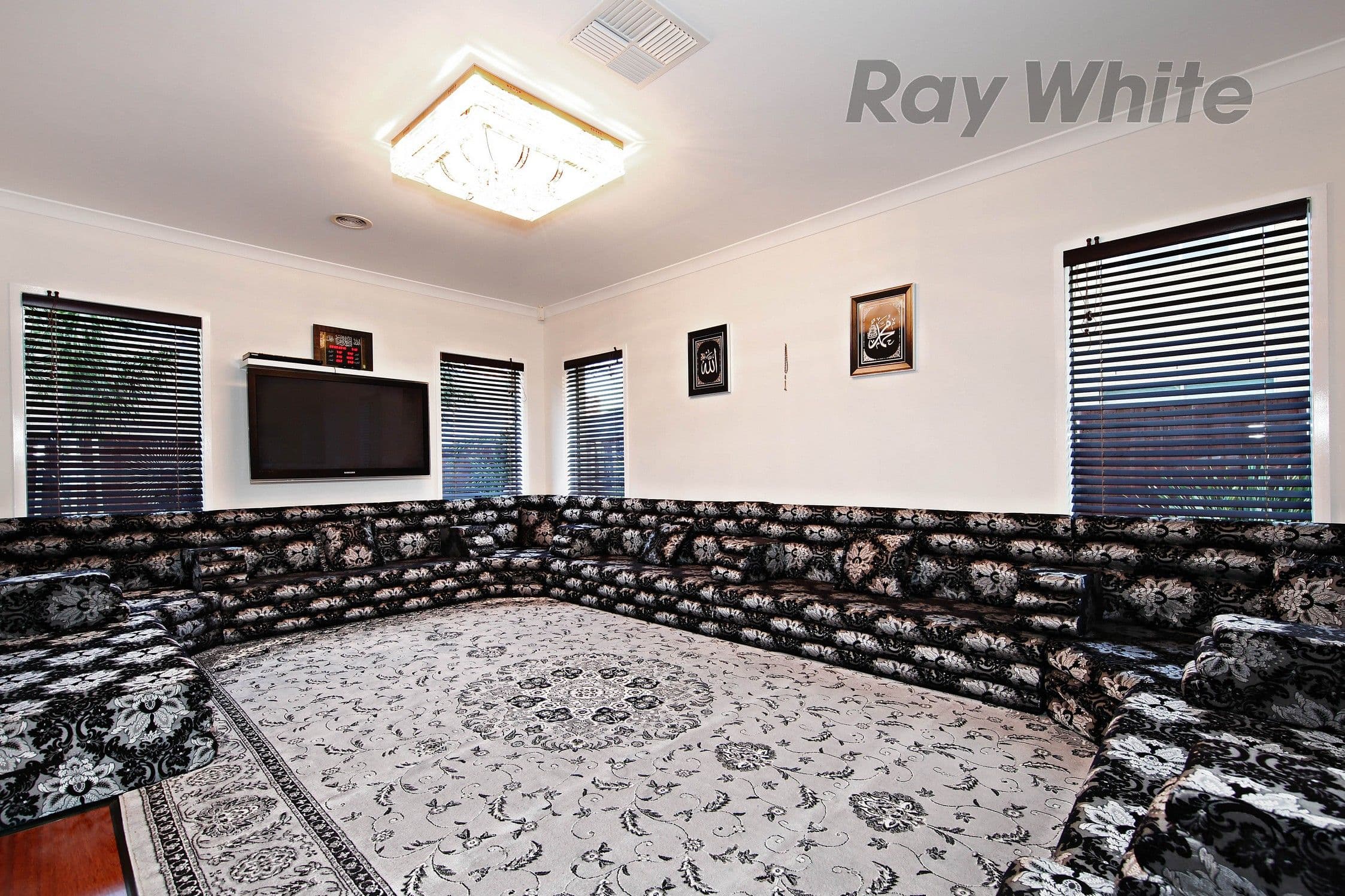 9 Staten Way, Point Cook VIC 3030, Point Cook - Thumbnail 8