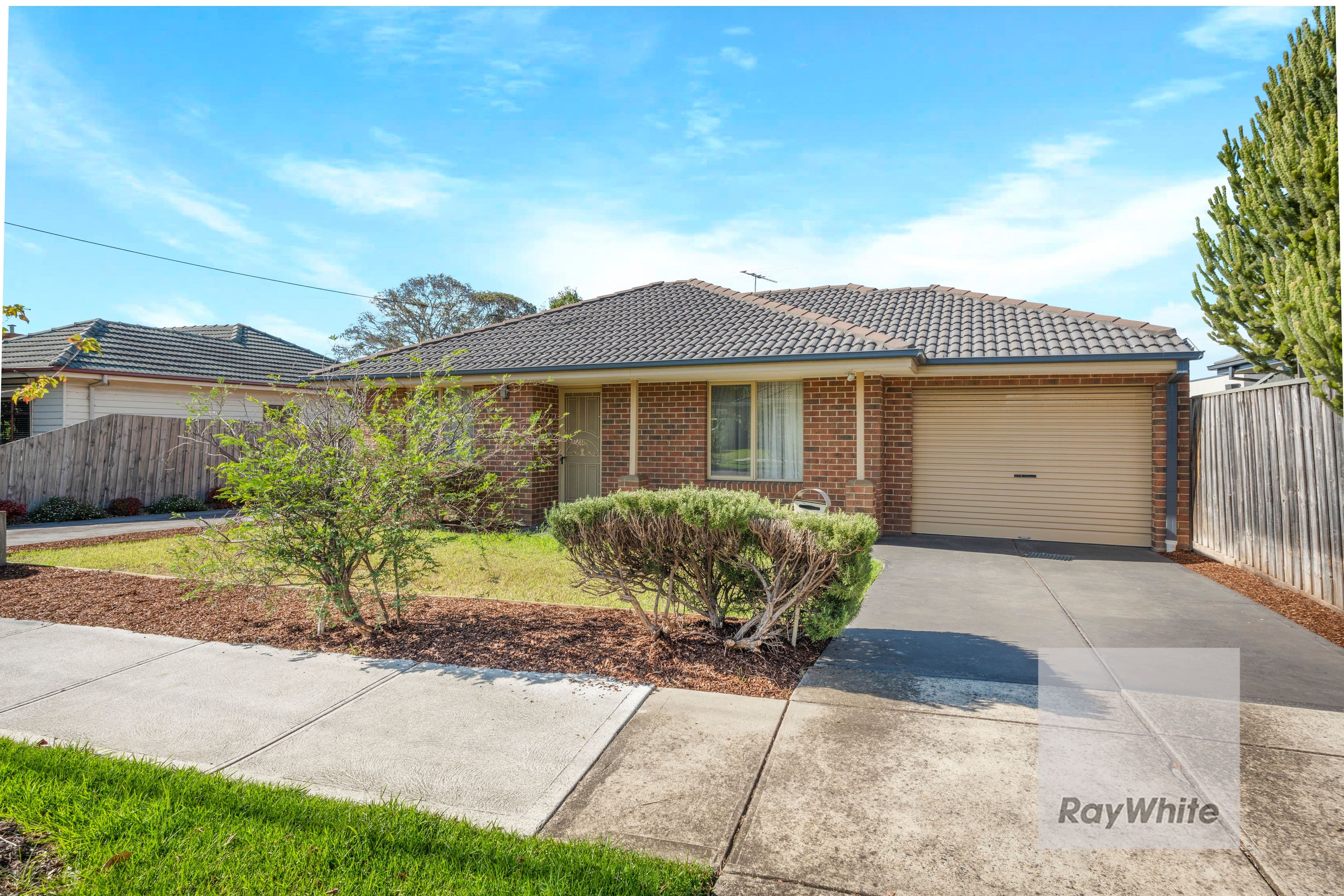 19 Doidge Street, Bundoora VIC 3083, Bundoora - Thumbnail 2