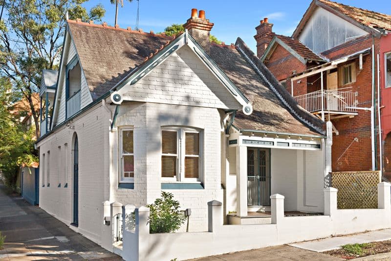 2 Denning Street, Petersham - Image 1