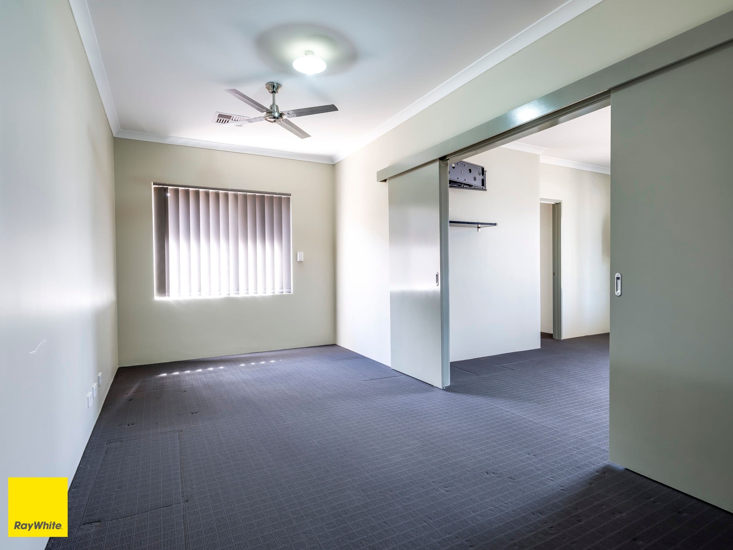 37 sissinghurst Crescent, Landsdale WA 6065, Landsdale - Thumbnail 4