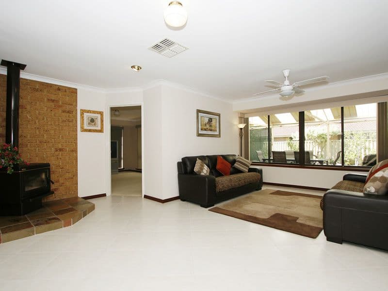 231 Summerlakes Parade, BALLAJURA WA 6066, Ballajura - Thumbnail 5