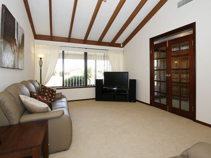231 Summerlakes Parade, BALLAJURA WA 6066, Ballajura - Thumbnail 8