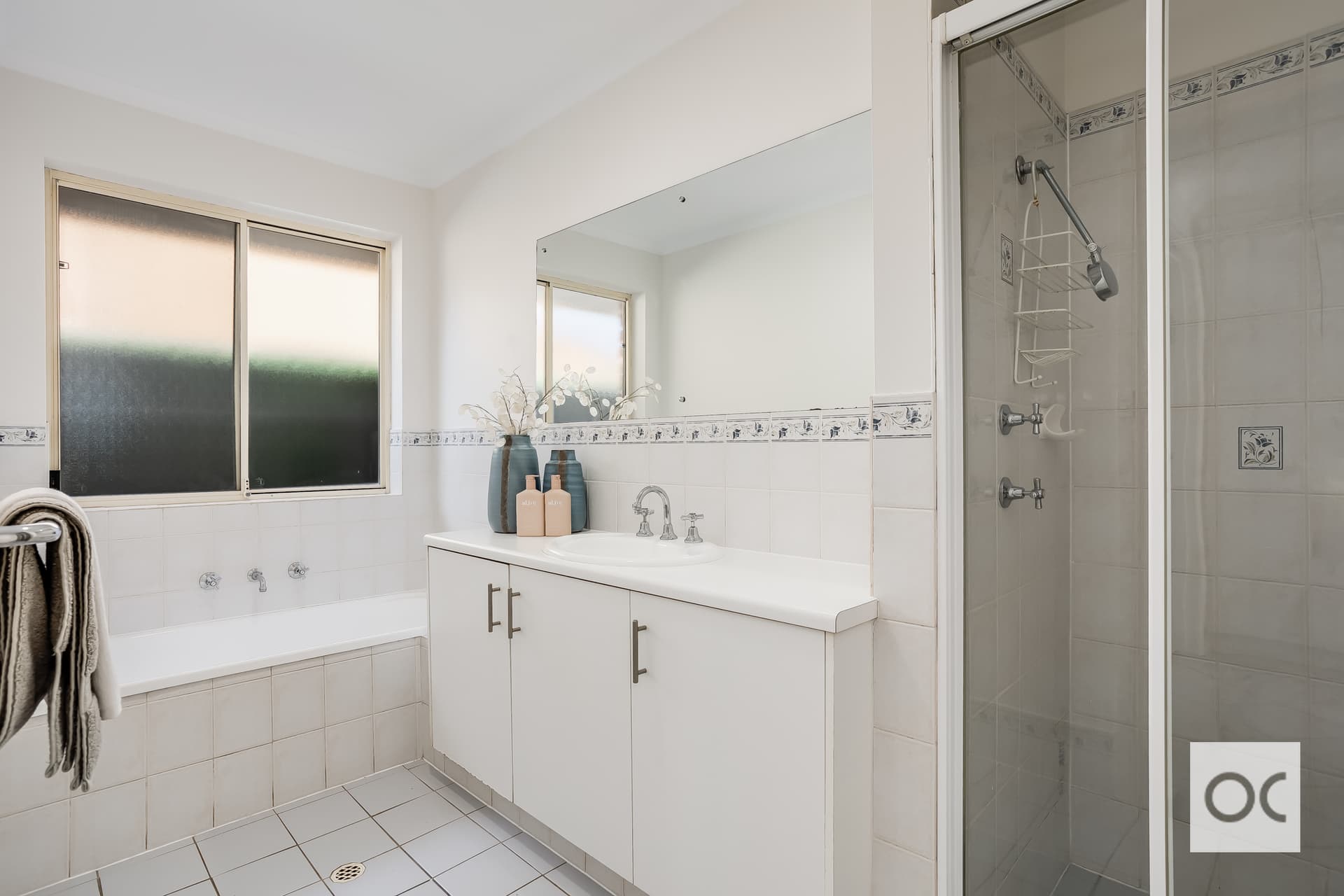 2 Chesterfield Walk, Hillbank - Thumbnail 7