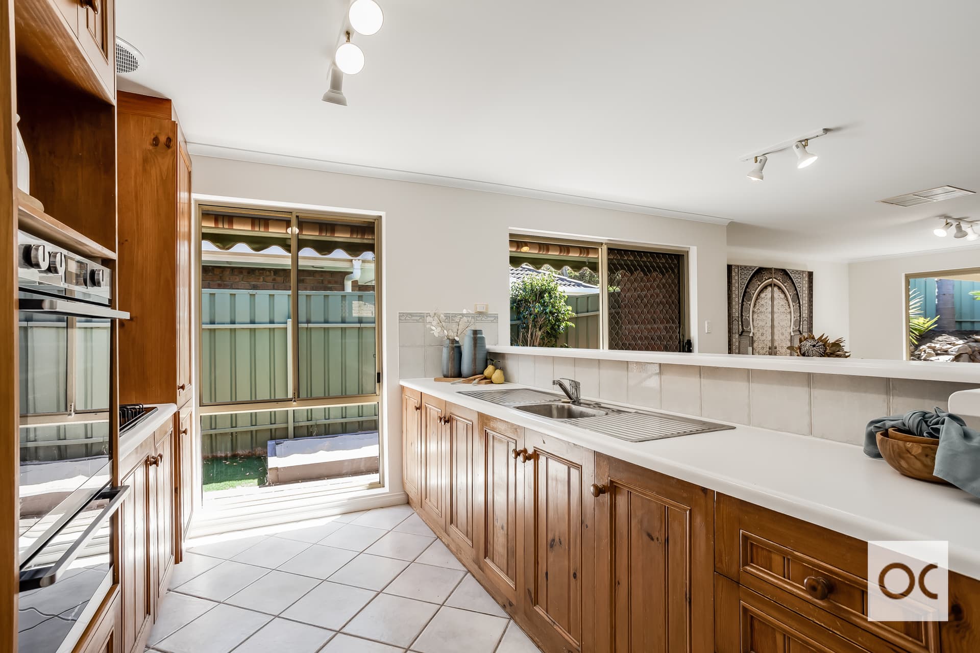 2 Chesterfield Walk, Hillbank - Thumbnail 8