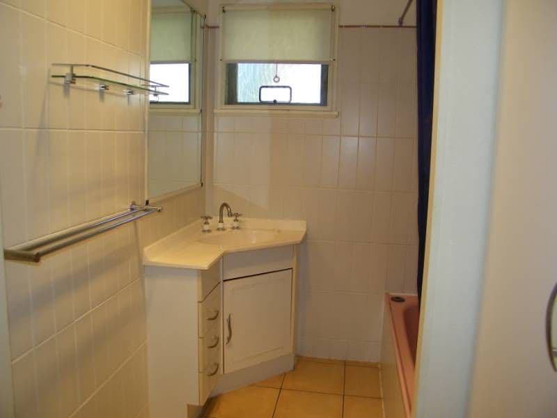 10  Scenery Street, GLADSTONE QLD 4680, West Gladstone - Thumbnail 6