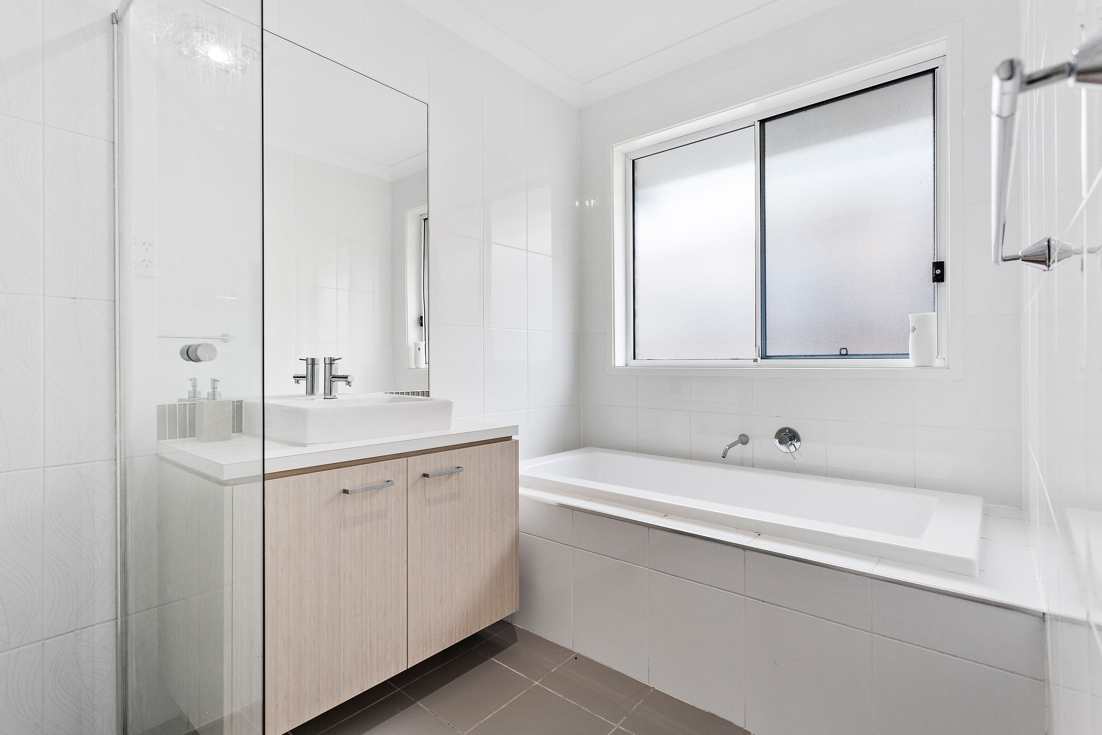 5 Wingello Crescent, Tullimbar - Thumbnail 5