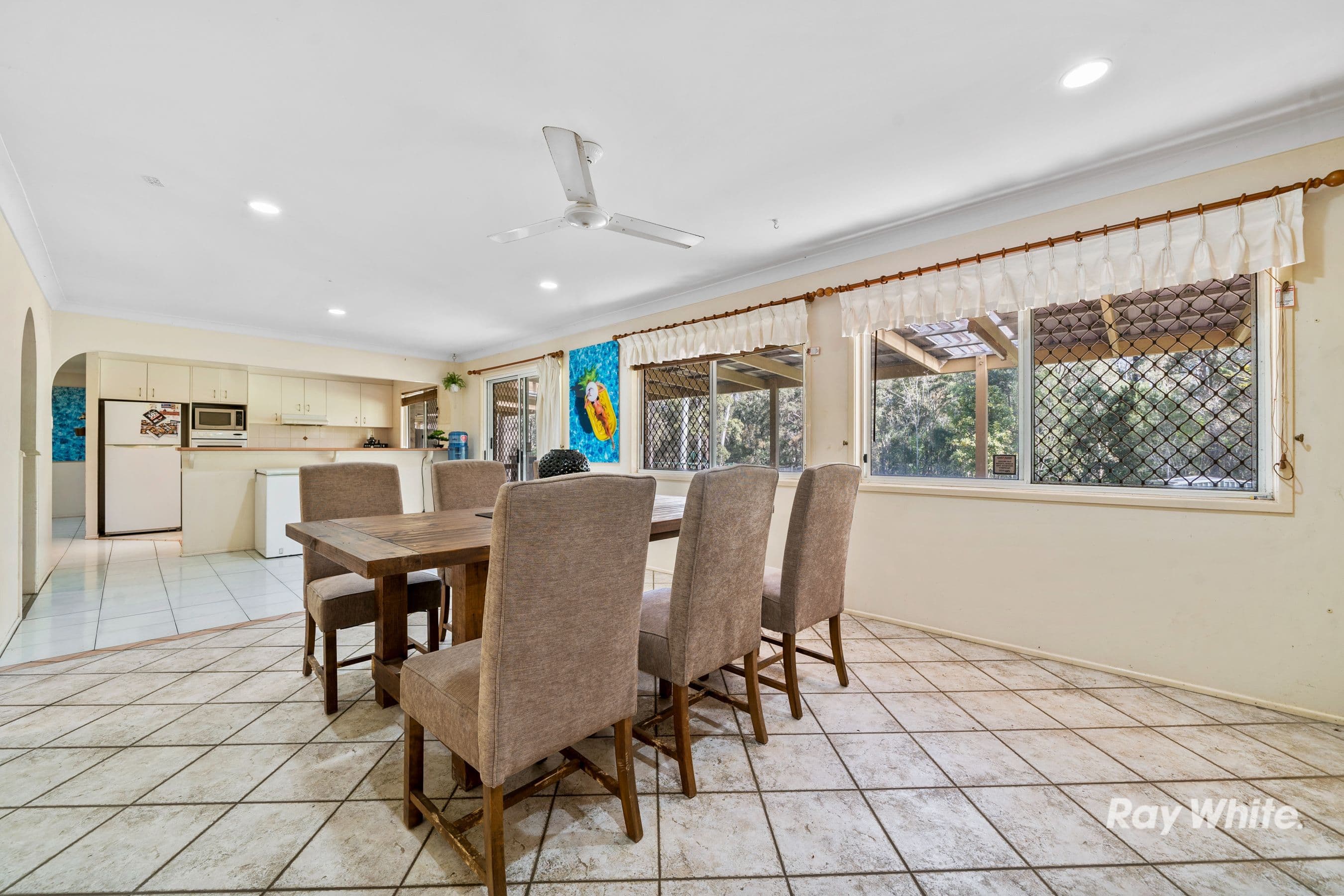 10-12 Holyrood Court, Munruben QLD 4125, Munruben - Thumbnail 5
