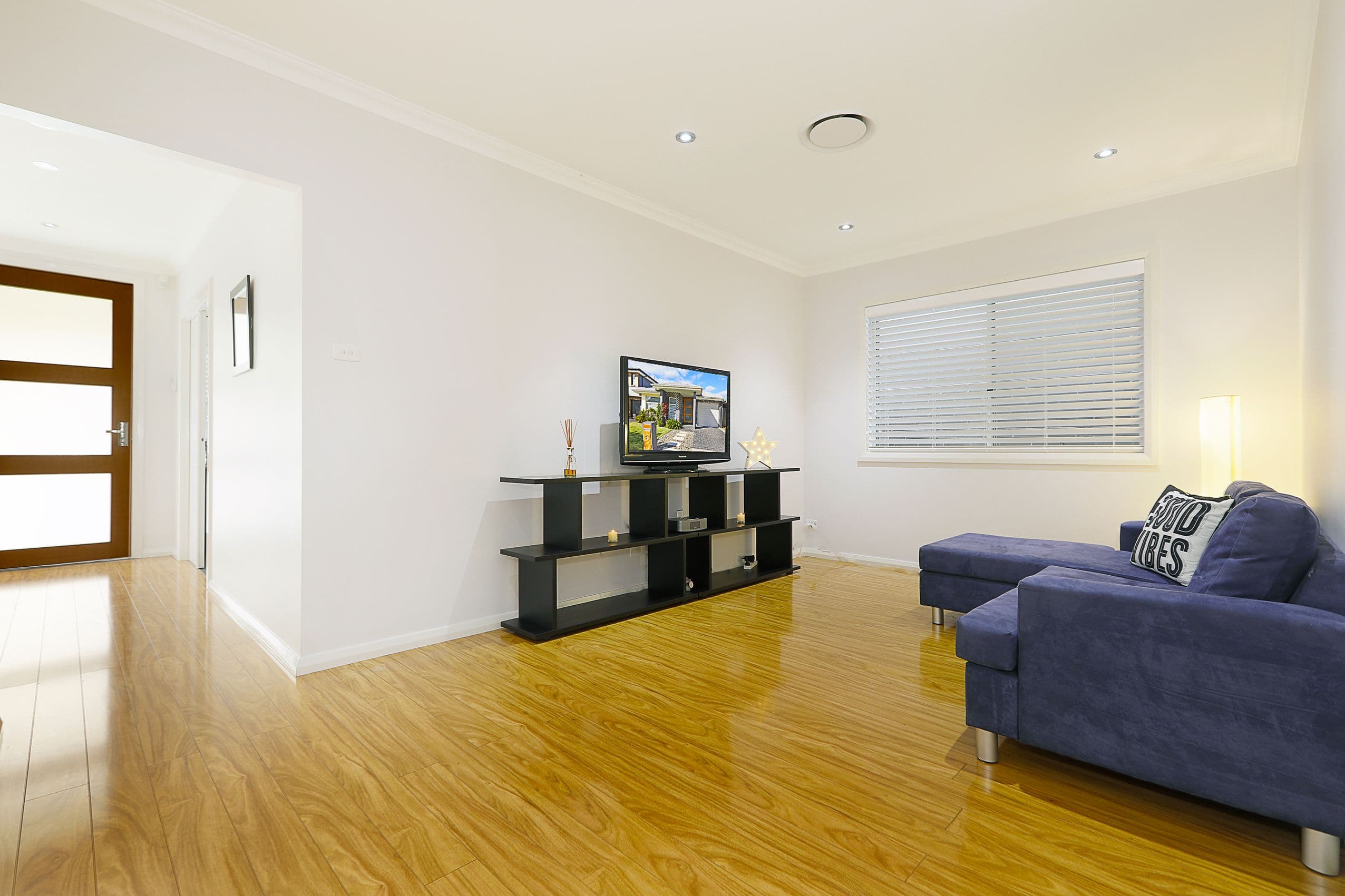 12 Binyang Avenue, Glenmore Park - Thumbnail 2
