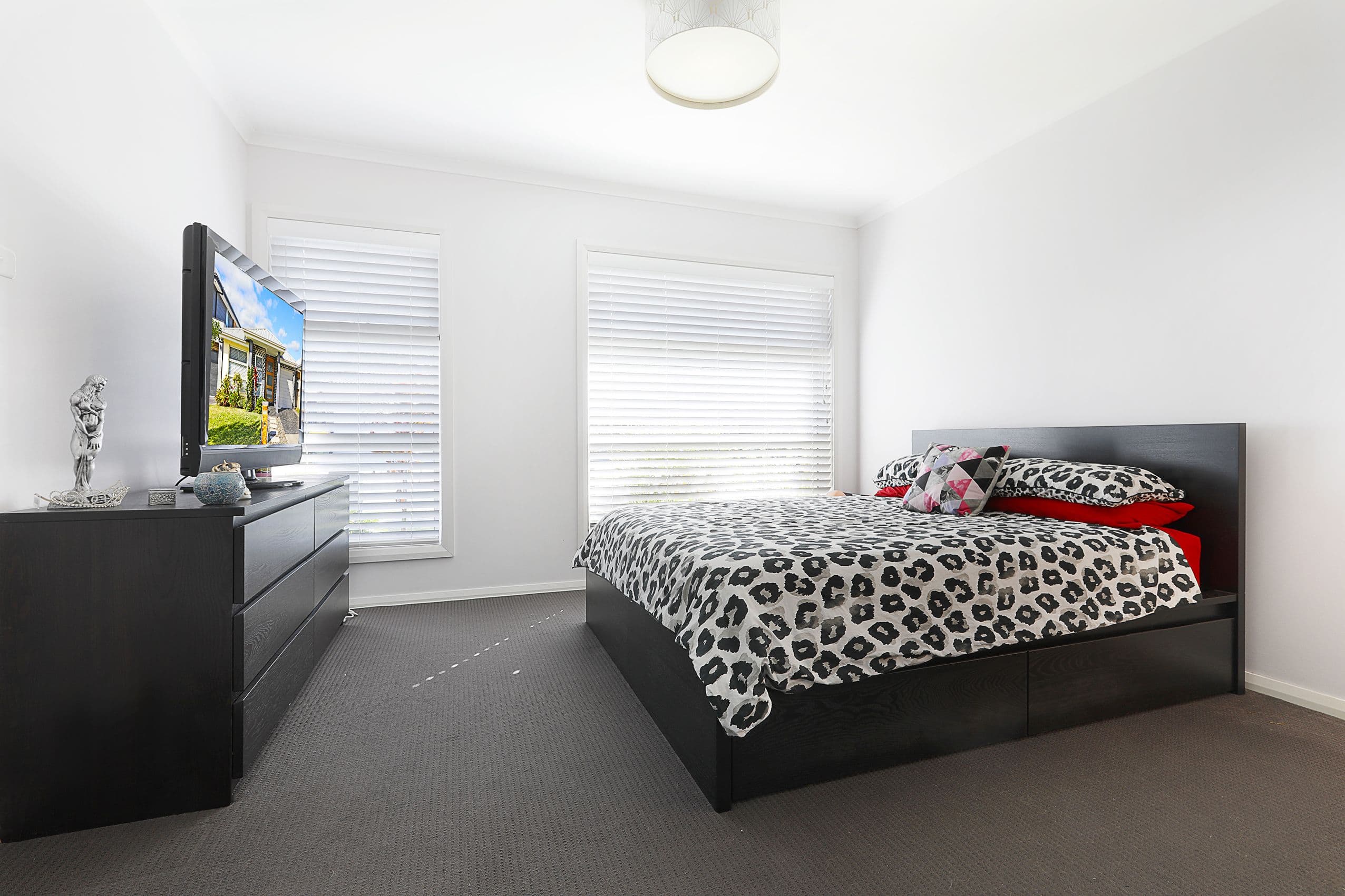 12 Binyang Avenue, Glenmore Park - Thumbnail 8
