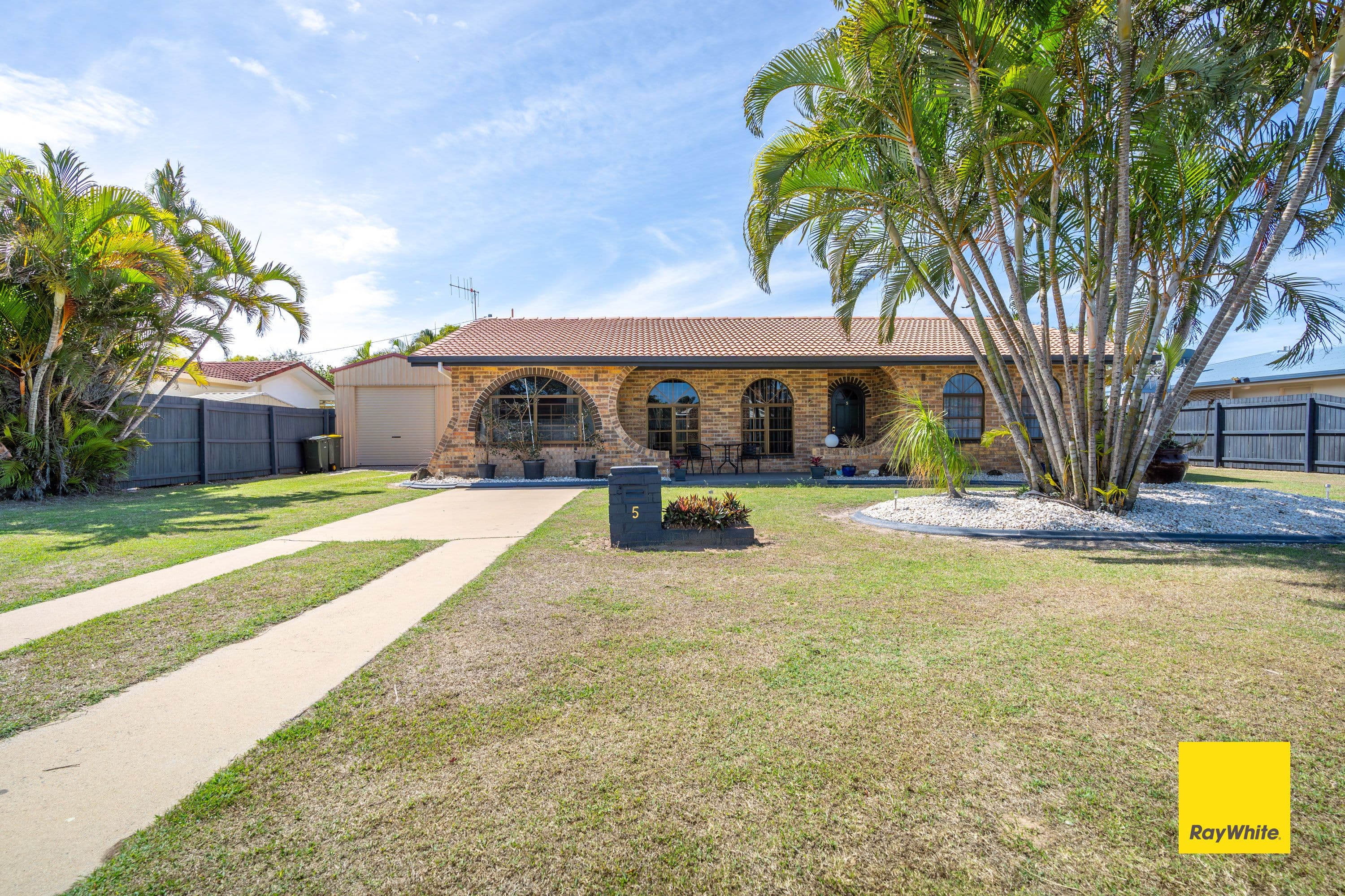 5 Fairway Drive, Bargara QLD 4670, Bargara - Thumbnail 4
