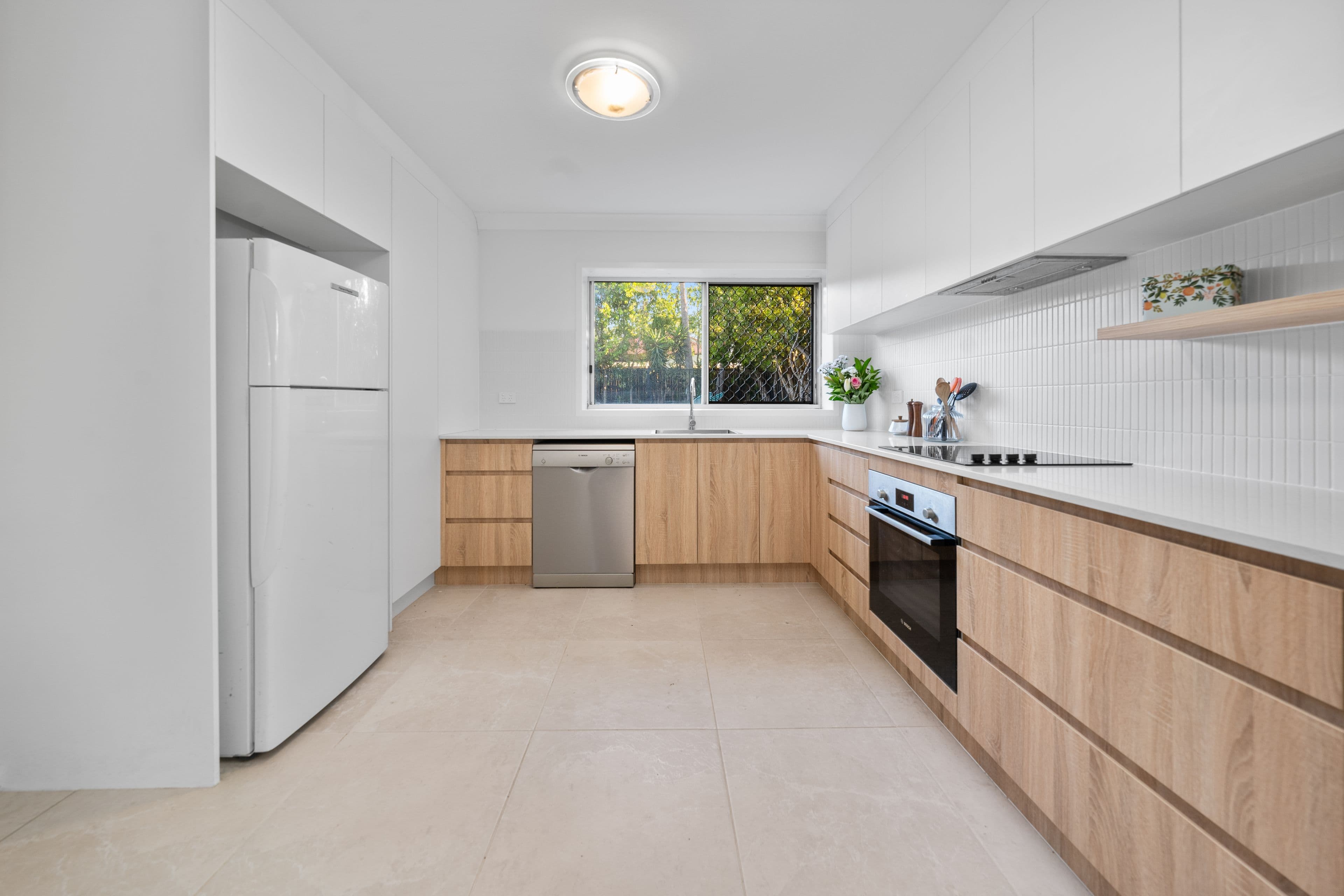 331 Cliveden Avenue, Oxley QLD 4075, Oxley - Thumbnail 4