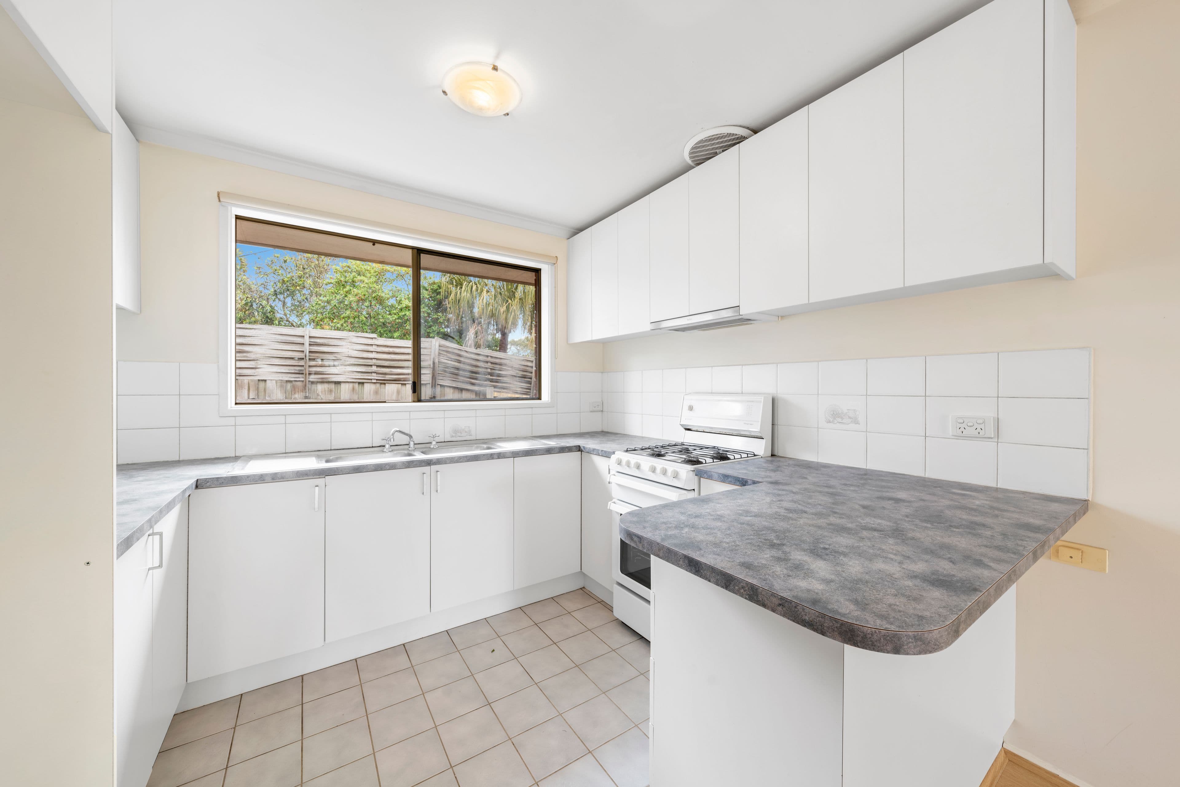 2 Alter Court, Skye VIC 3977, Skye - Thumbnail 5