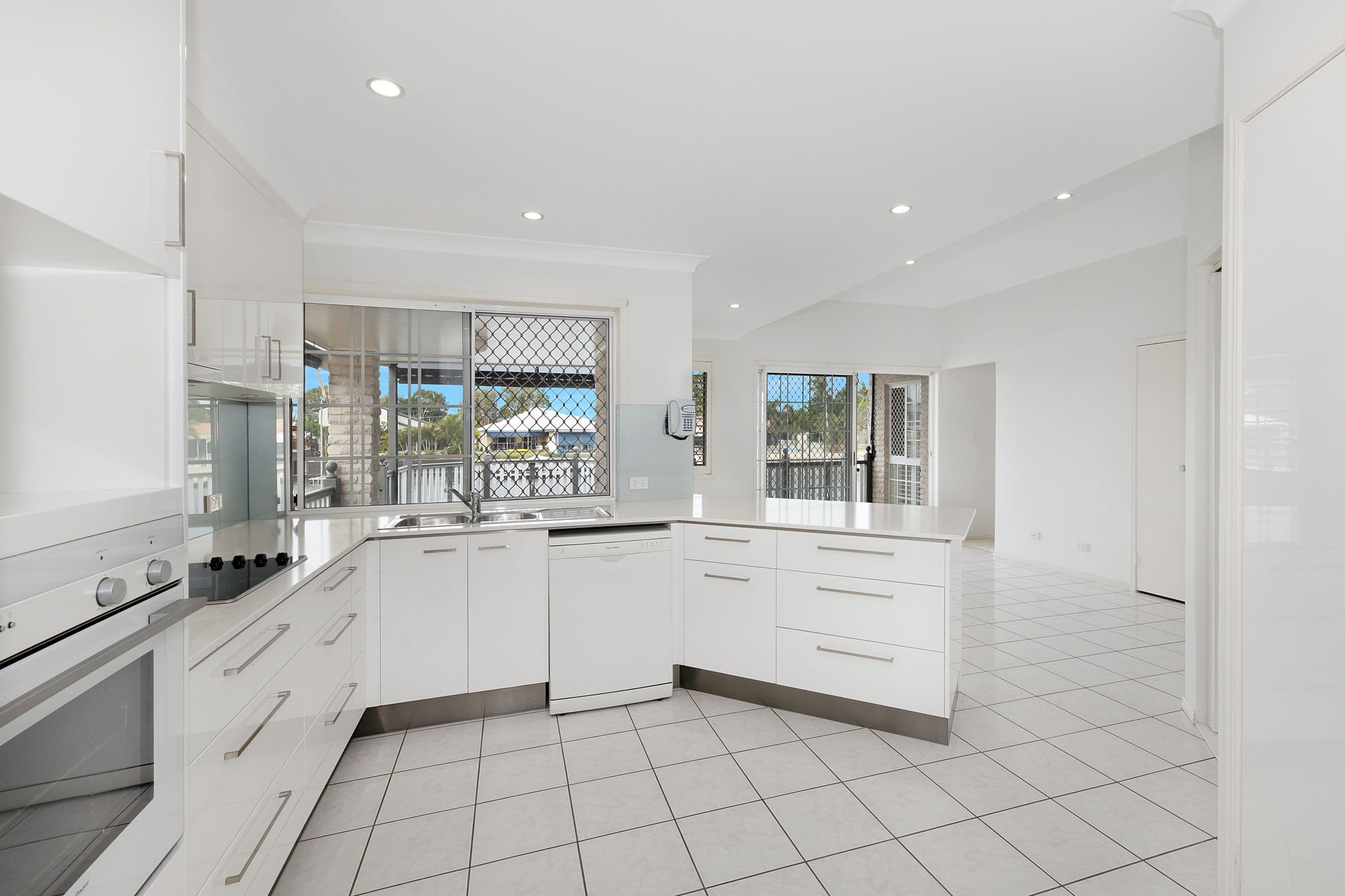 48 Jacaranda Drive, Bongaree QLD 4507, Bongaree - Thumbnail 7