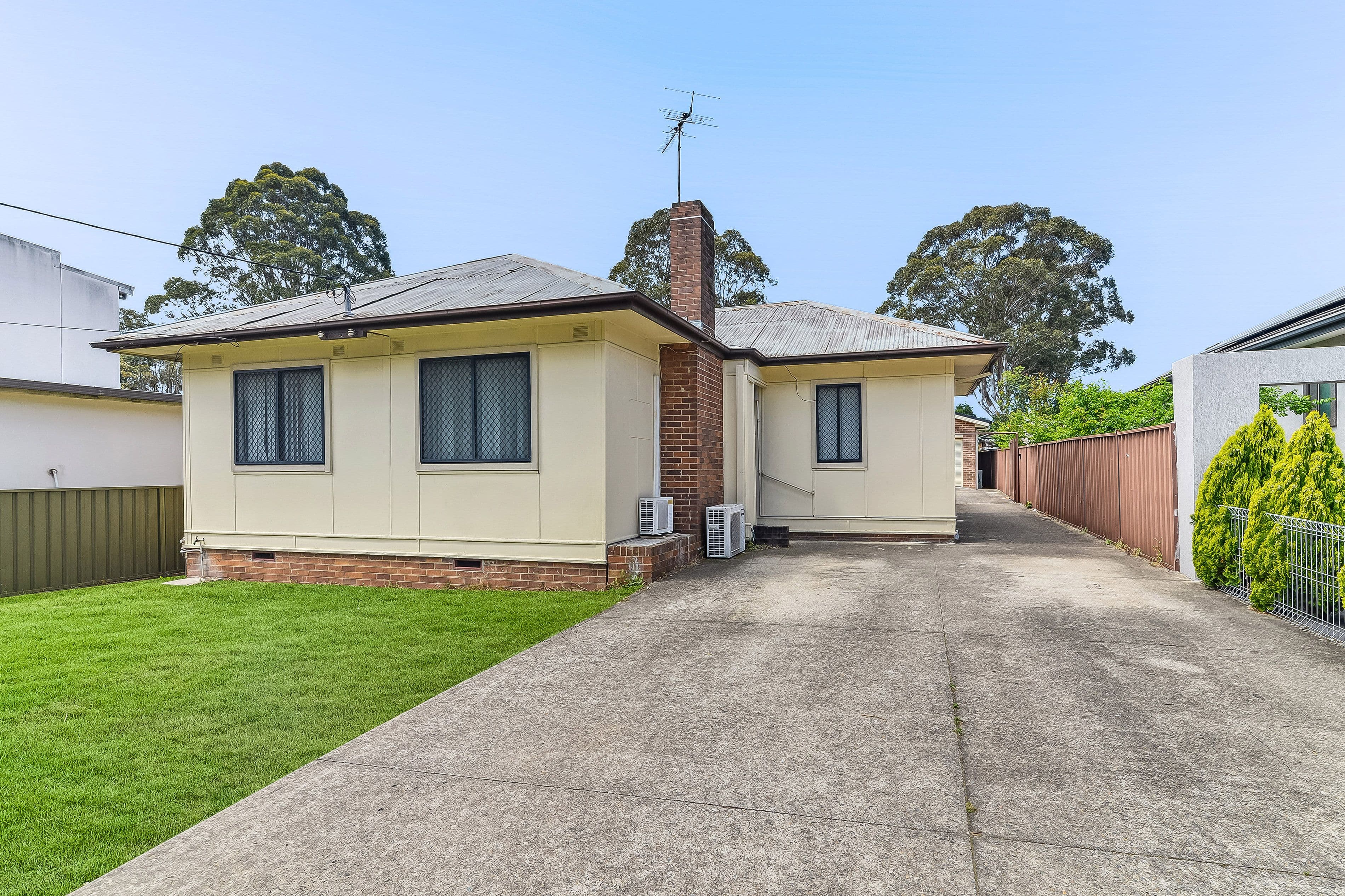 17 Ferndell Street, Chester Hill - Thumbnail 2
