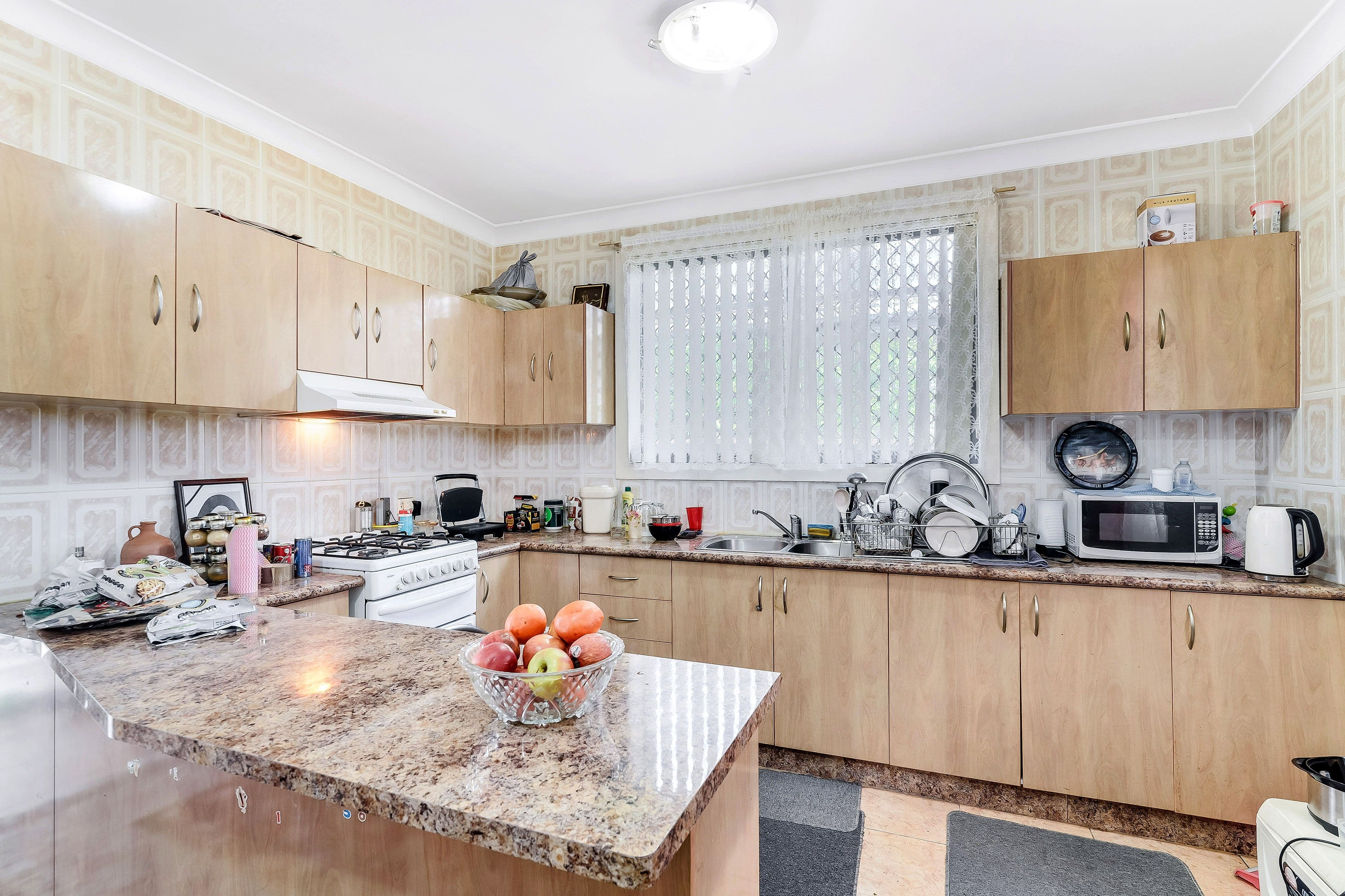 17 Ferndell Street, Chester Hill - Thumbnail 8