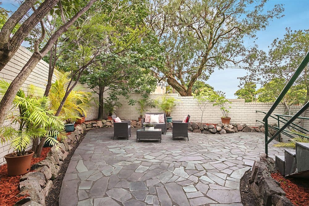 19 Bertha Road (cnr Murdoch St), Cremorne NSW 2090, Cremorne - Thumbnail 2