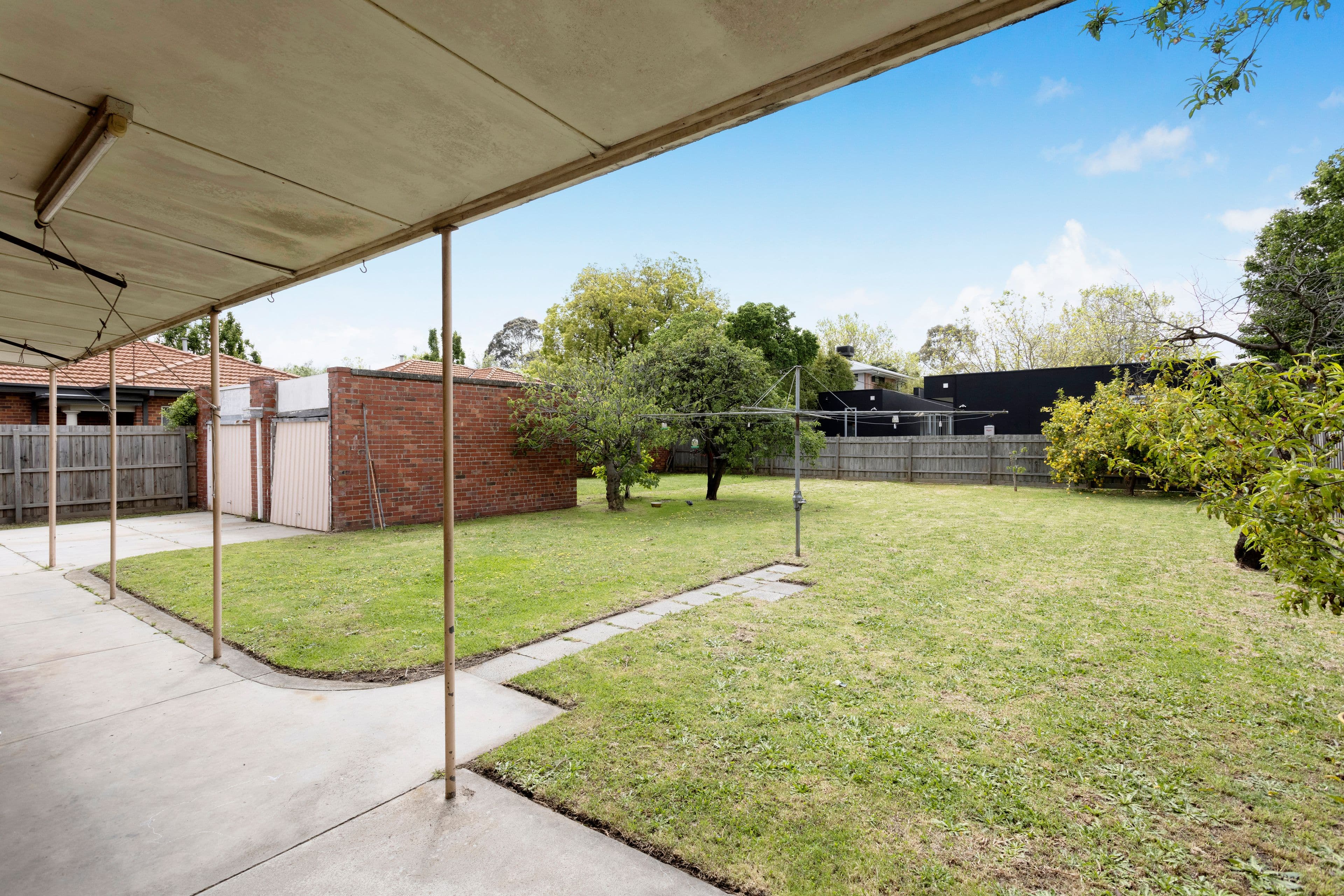 16 Clapham Road, Hughesdale VIC 3166, Hughesdale - Thumbnail 3
