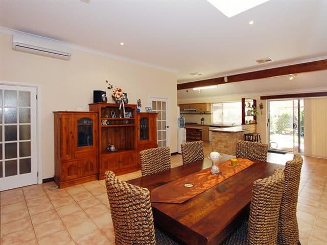 10 Ninan Way, CANNING VALE WA 6155, Canning Vale - Thumbnail 4