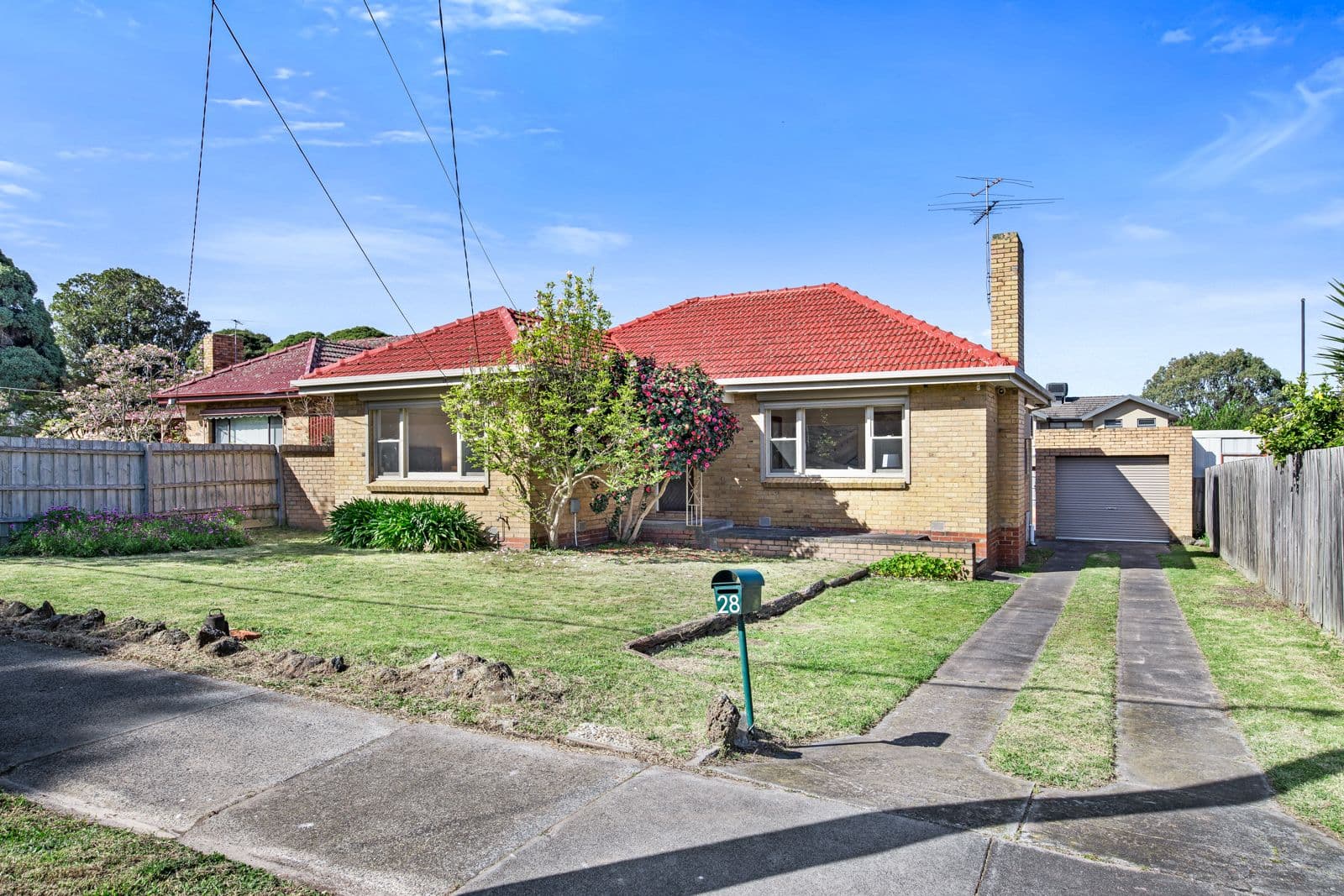 28 Hansen Street, Mount Waverley VIC 3149, Mount Waverley - Image 1