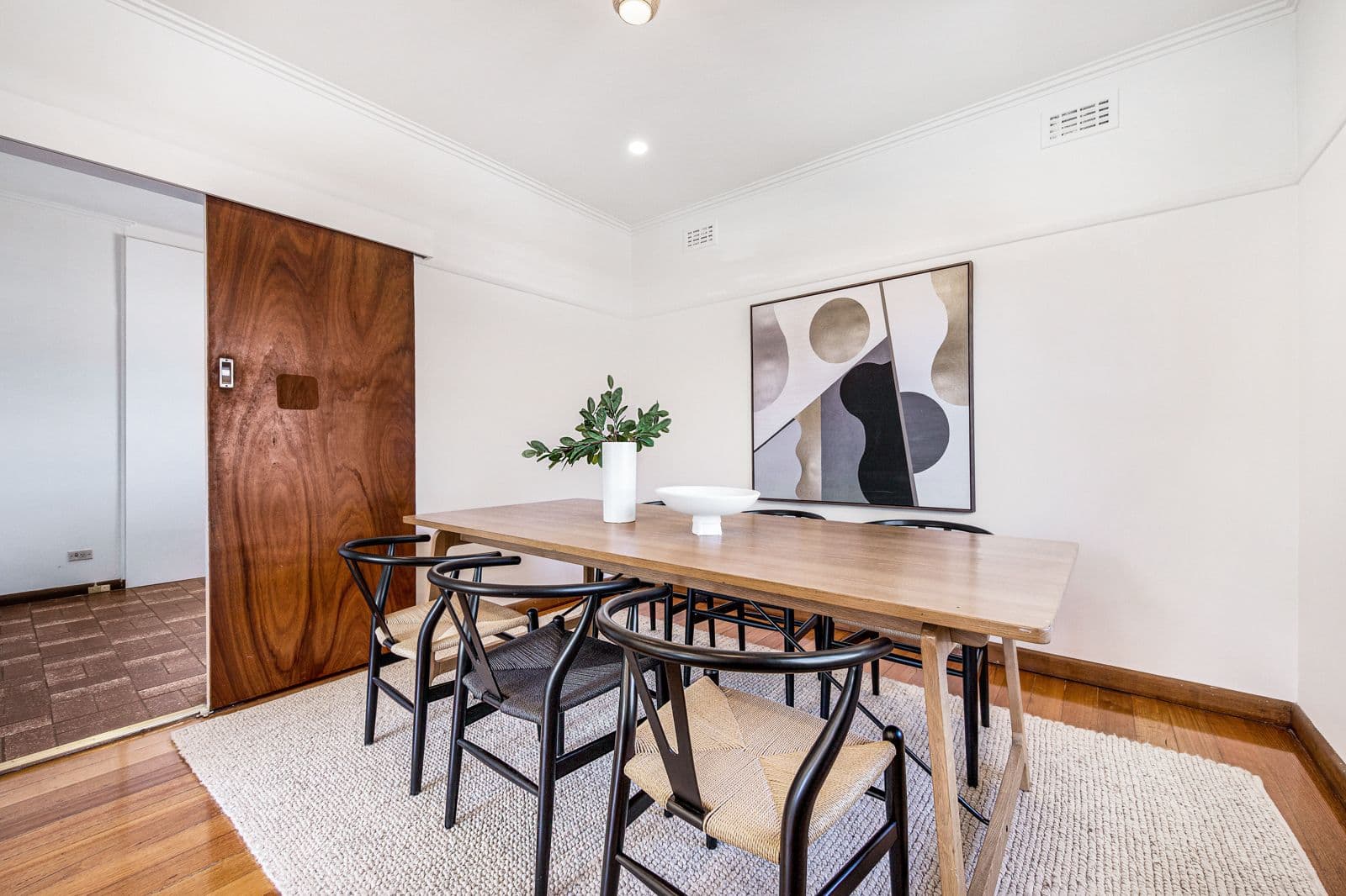 28 Hansen Street, Mount Waverley VIC 3149, Mount Waverley - Thumbnail 4